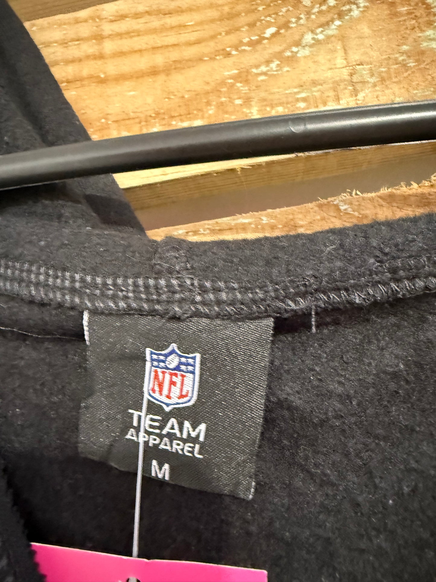 Vintage Y2K NFL Raiders hoodie/ hooded sweater. Black. Size Medium