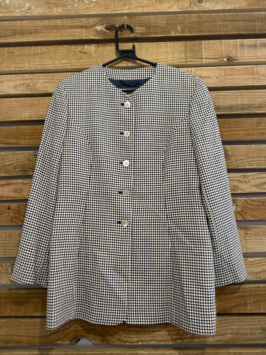 Vintage 80s Aquascutum dogstooth/ houndstooth button up jacket. Up to a Size 16.