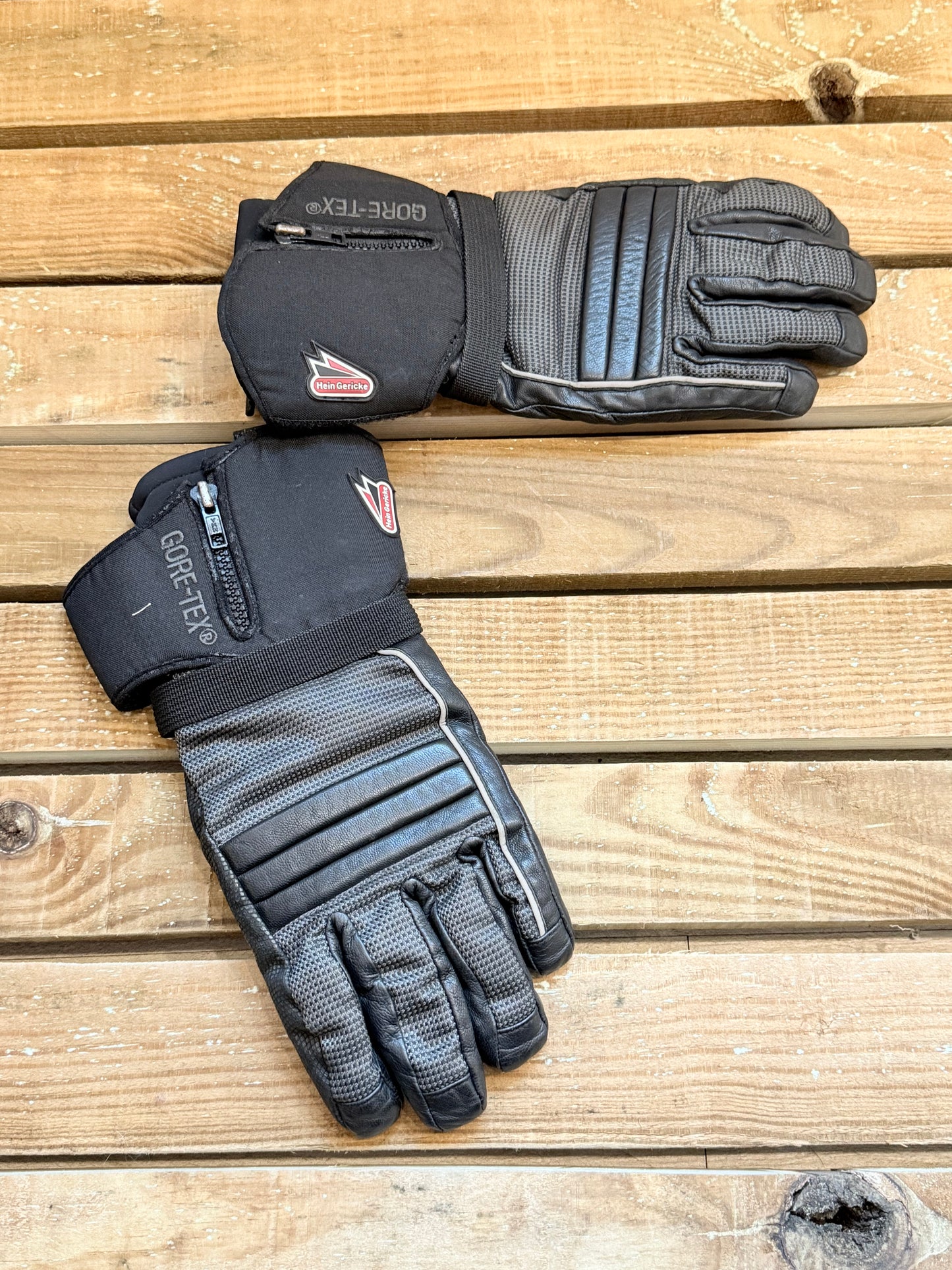 Vintage Y2K Hein Gericke Gore-tex motorbike/ motorcycle gloves. Size Large.