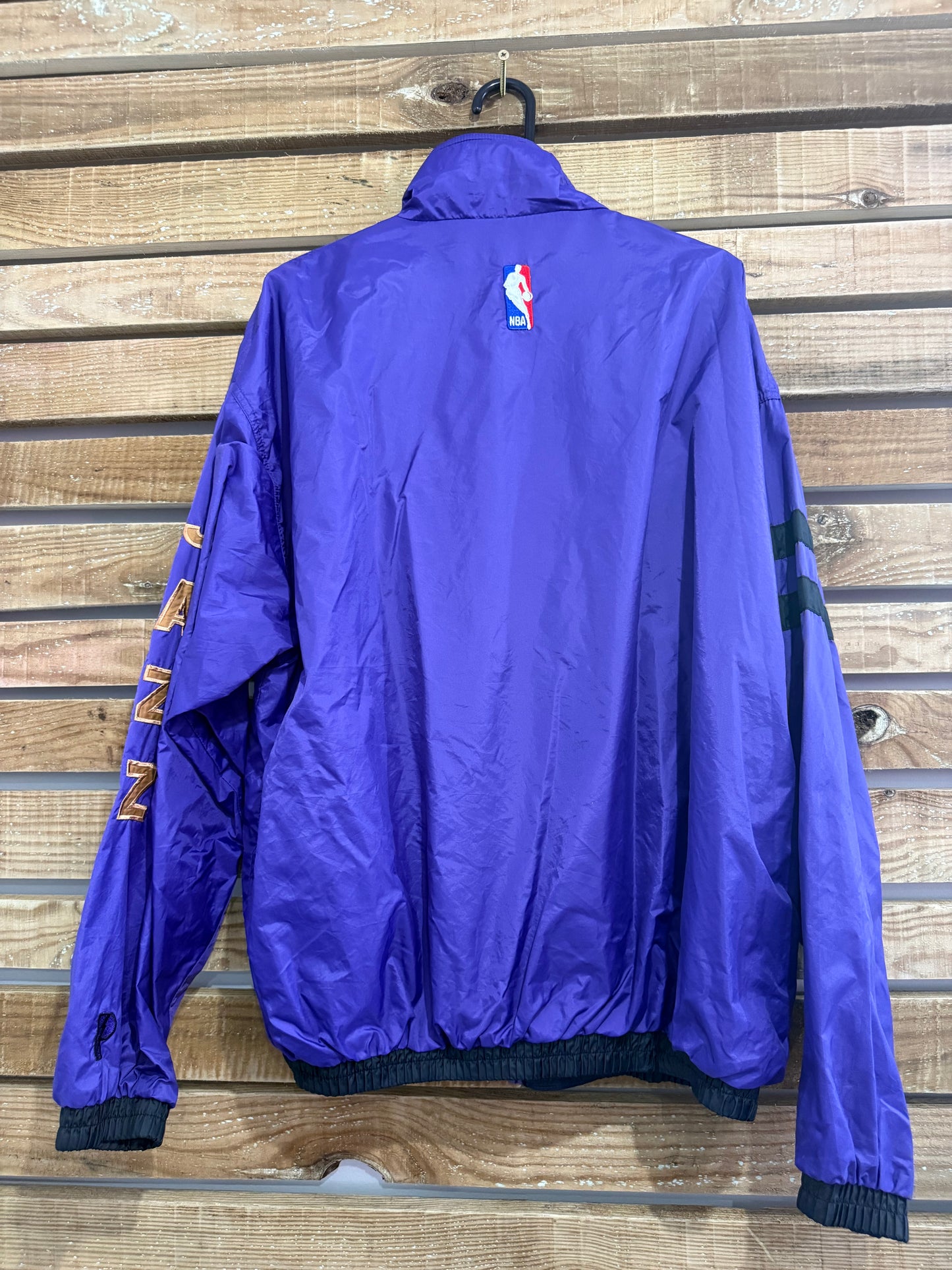 Vintage 90s NBA Pro Player Utah Jazz zip up windbreaker/ shell track jacket. Size XL.