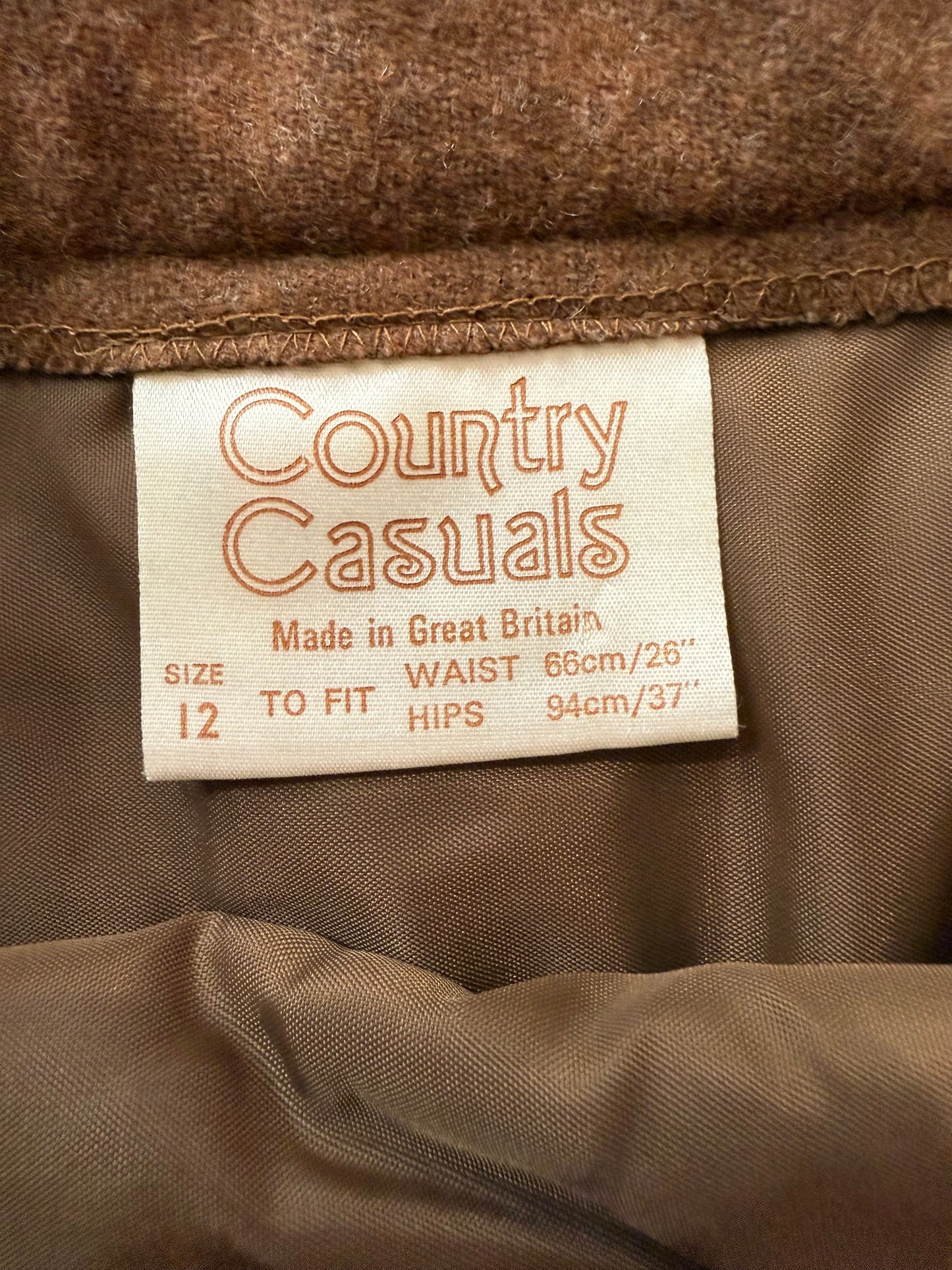Vintage 70s Country Casuals Cape & skirt. Matching set. Country/ winter/ goodwood.