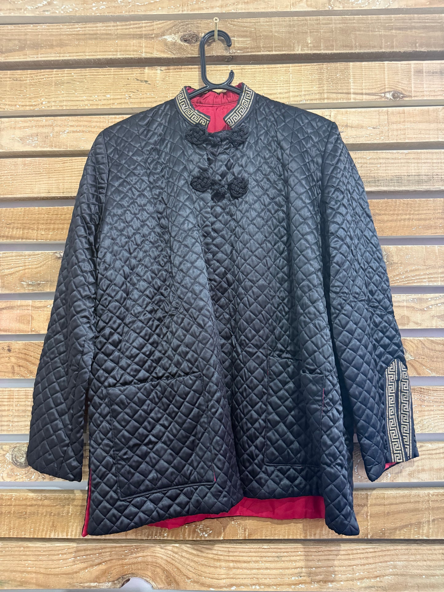 Vintage 80s quilted oriental cheongsam jacket. Free sizing.