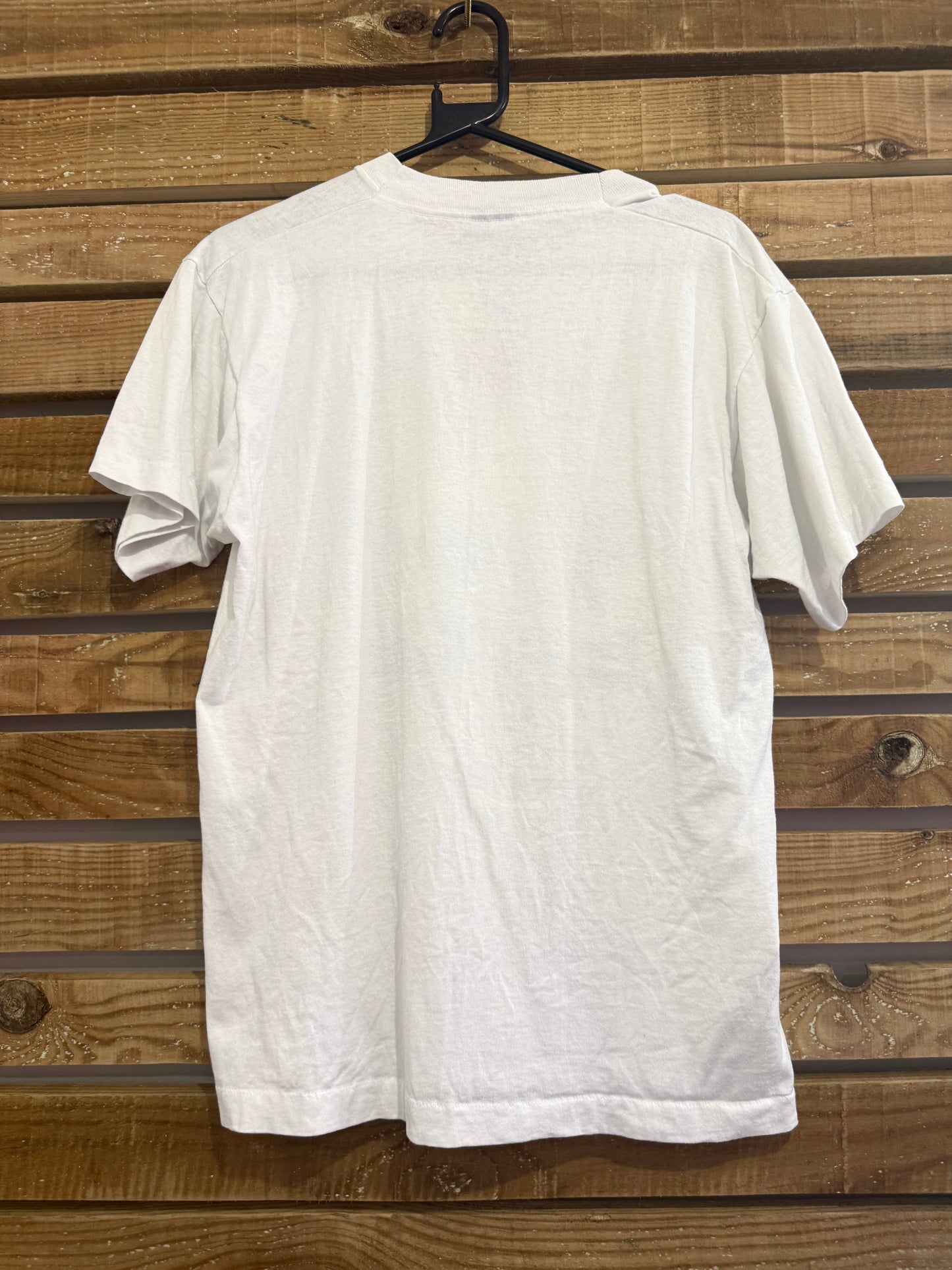 Vintage 80s American single stitch motif T-shirt. Size Large.