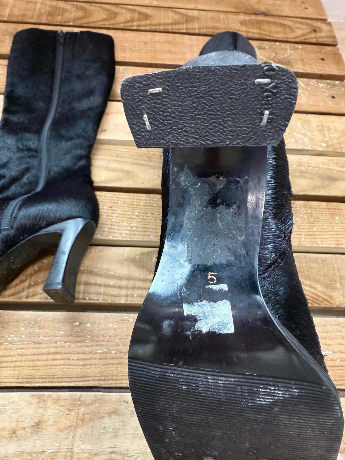 Vintage Y2K pony skin knee high boots, heeled boots. Black. Size UK5 EU38.