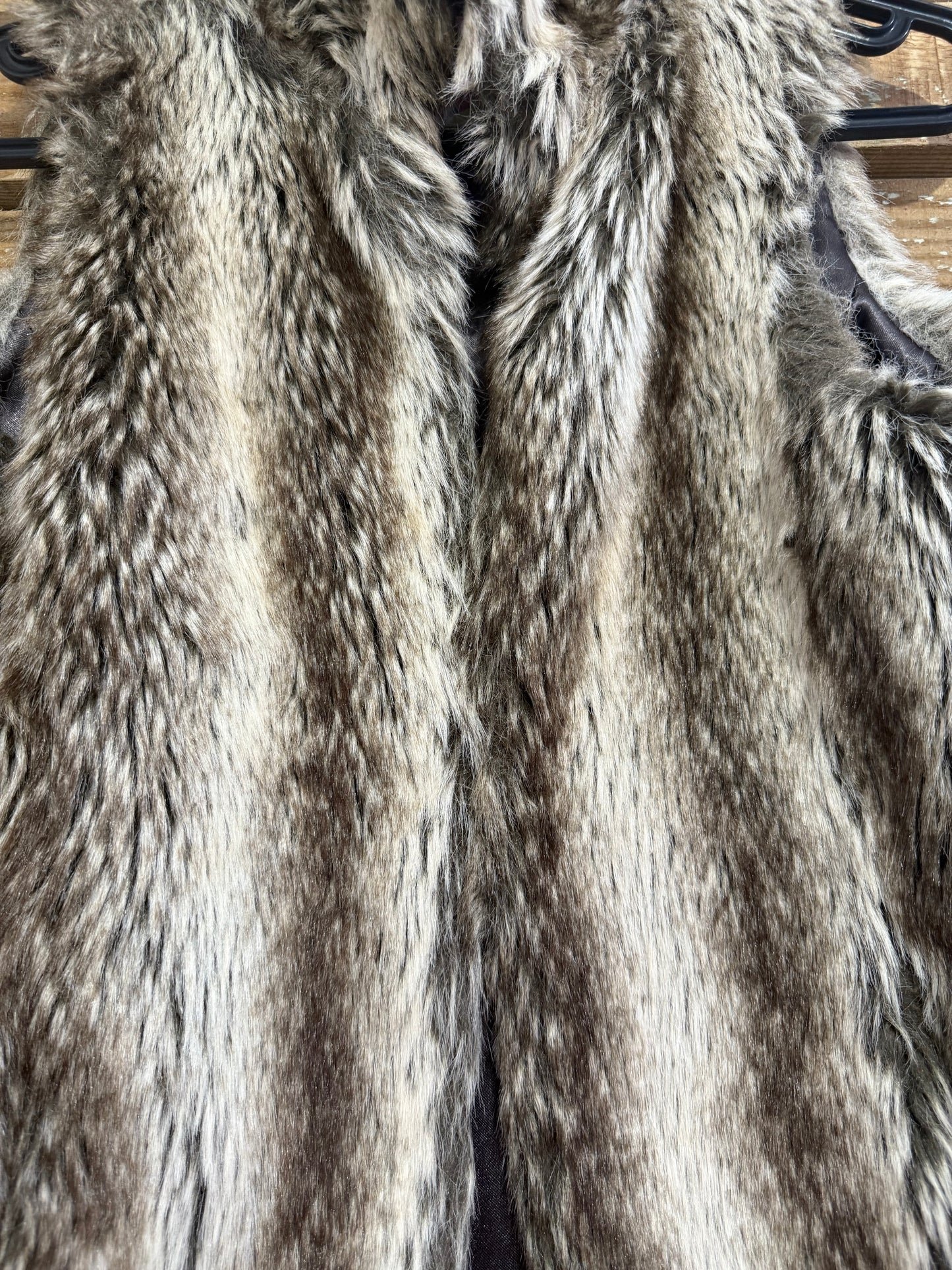 Vintage Y2K Faux Fur/ Fluffy Gilet/Sleeveless Jacket/ Gilet. Size 10. Festival.