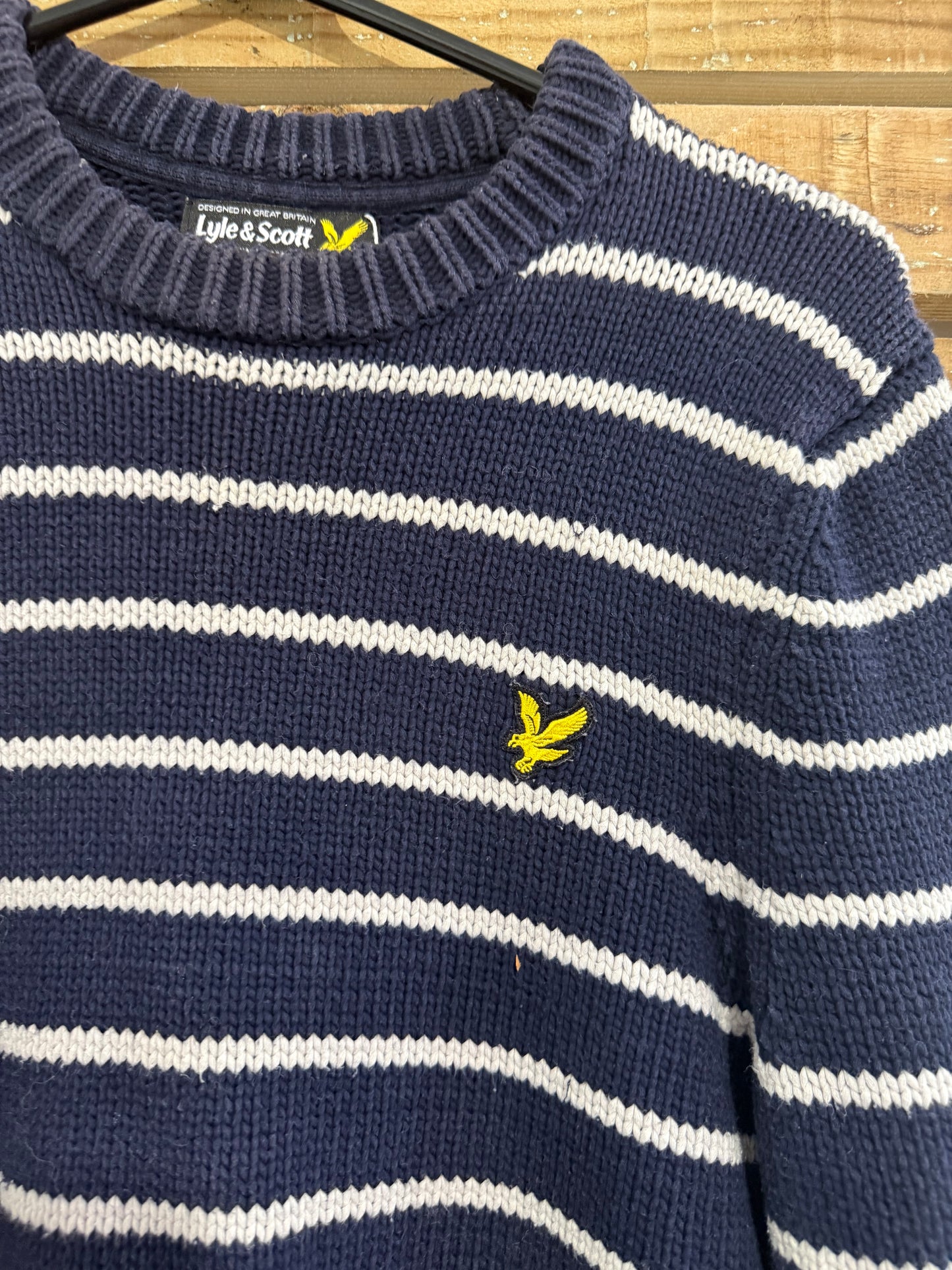 Vintage 90s Lyle & Scott knit stripe jumper/ sweater. Blue. Size medium.