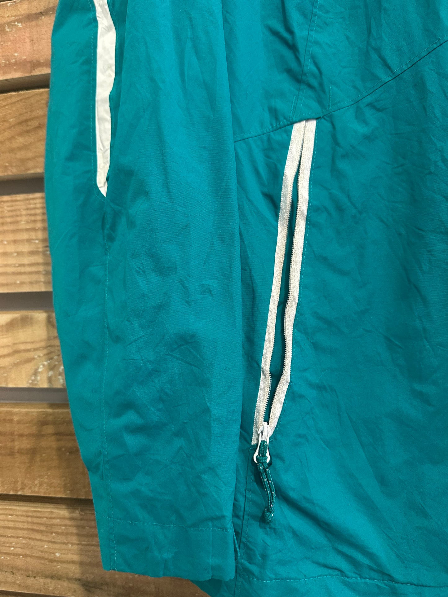 Vintage 90s Columbia Waterproof omnitech Outdoors Jacket/ Coat size Small. Turquoise.
