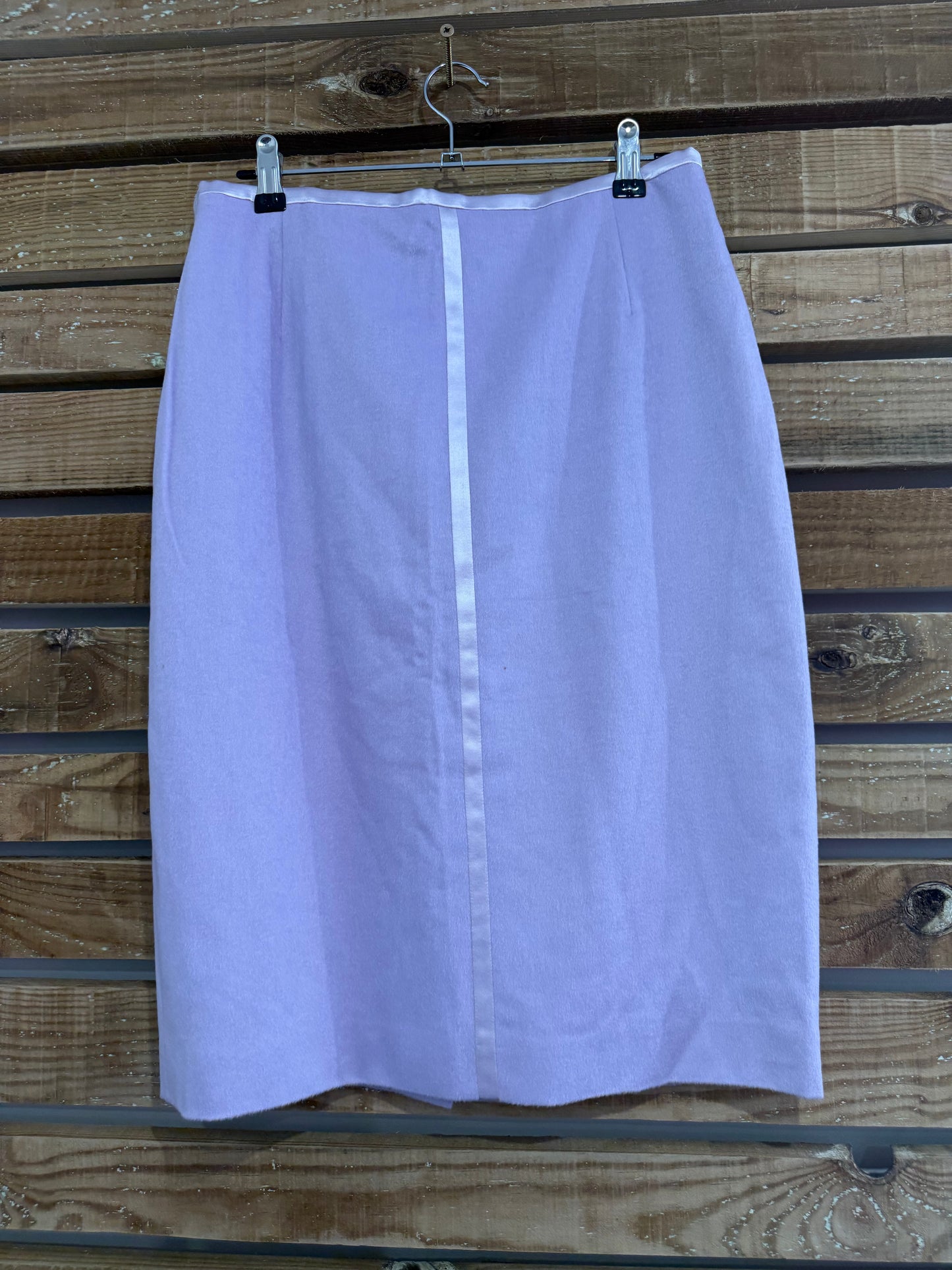 Vintage 80s Escada lilac skirt. Summer. Waist 31” size 10-12.