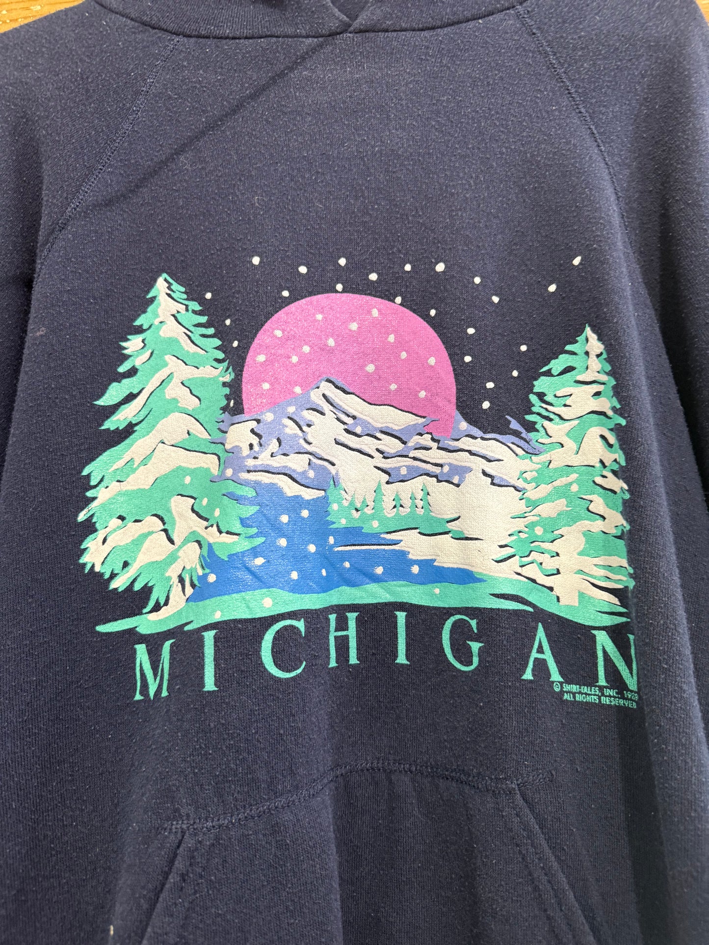 Vintage 80s Lee Michigan hoodie/ hooded sweater. USA/ American. Navy. Size XL