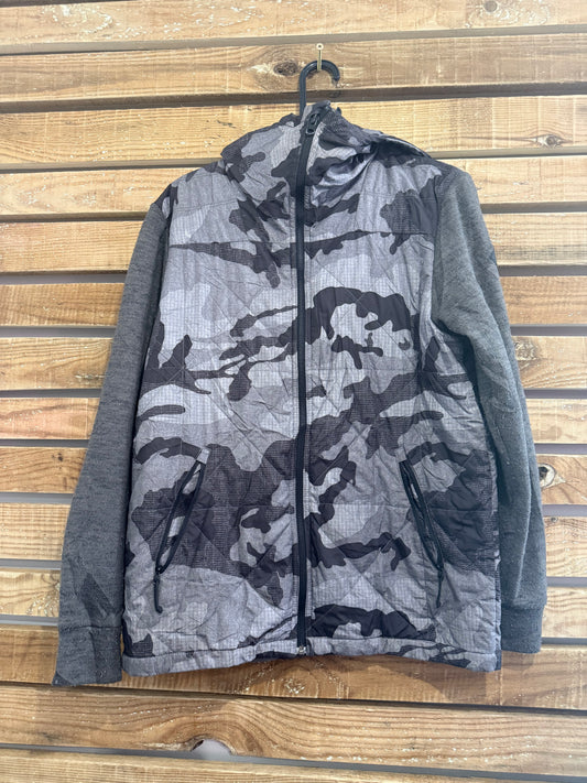 Vintage Y2K The North Face quilted camo Waterproof Outdoors Jacket/ Coat size Small.