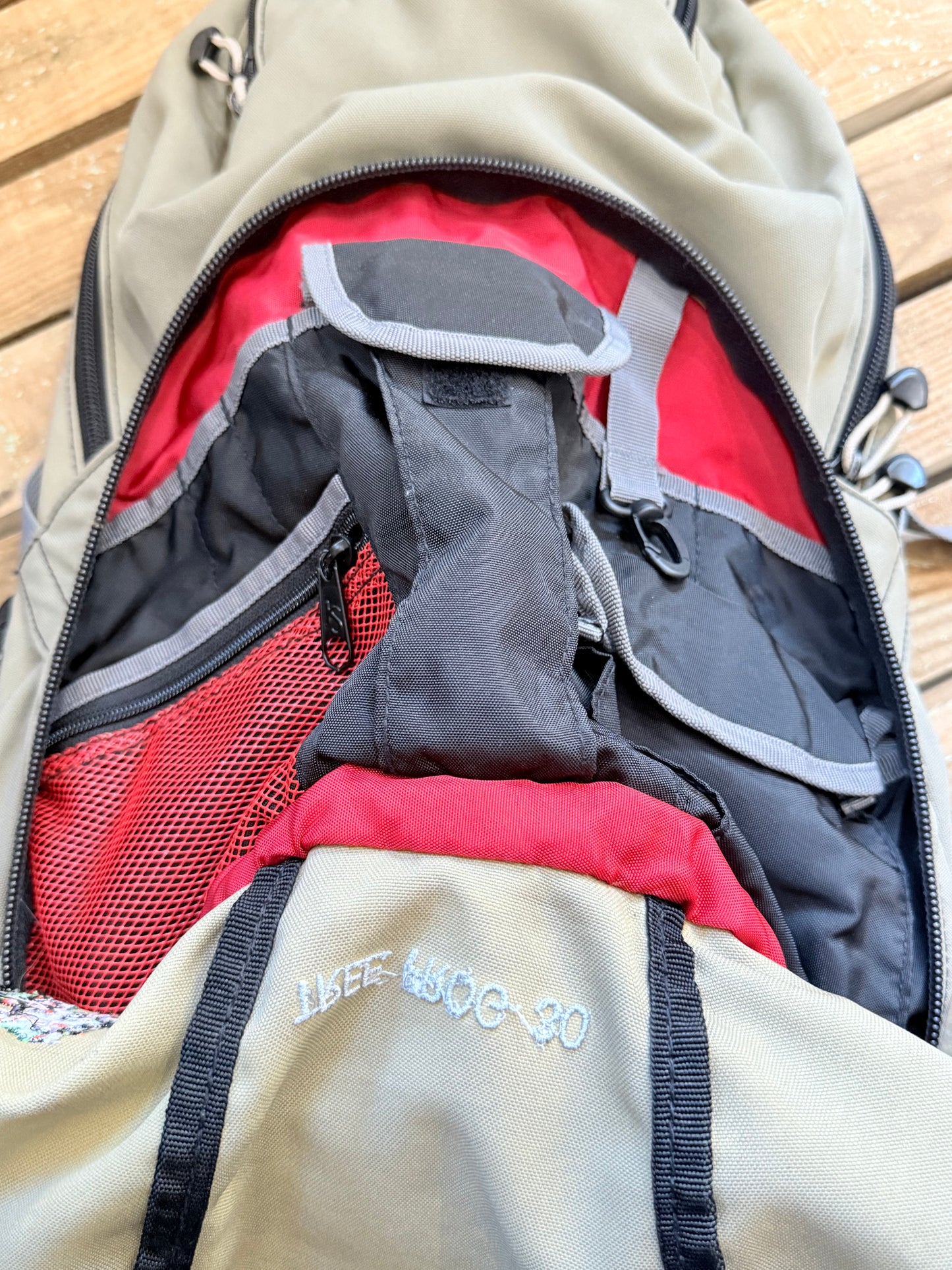 Vintage Y2K Jansport RARE Tree Frog 30 Hiking Bag Outdoor Large Rare Original. Backpack/ Rucksack.