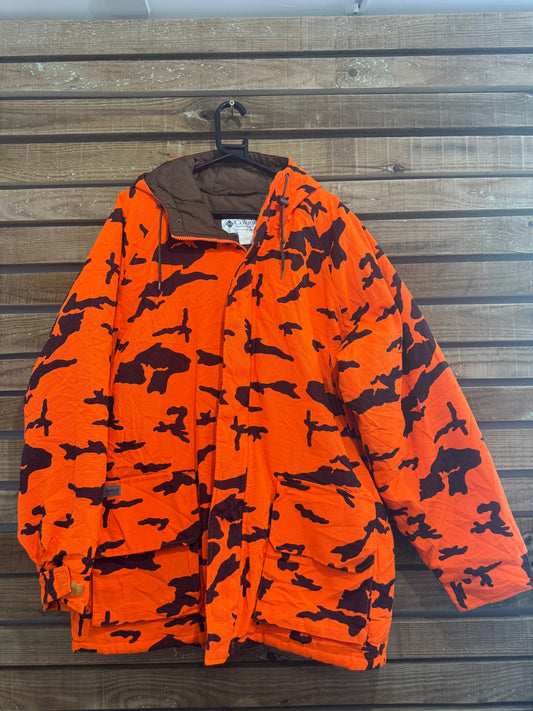 Vintage Y2K Columbia hunting Jacket/ coat. Orange camo. Size XL. Workwear.
