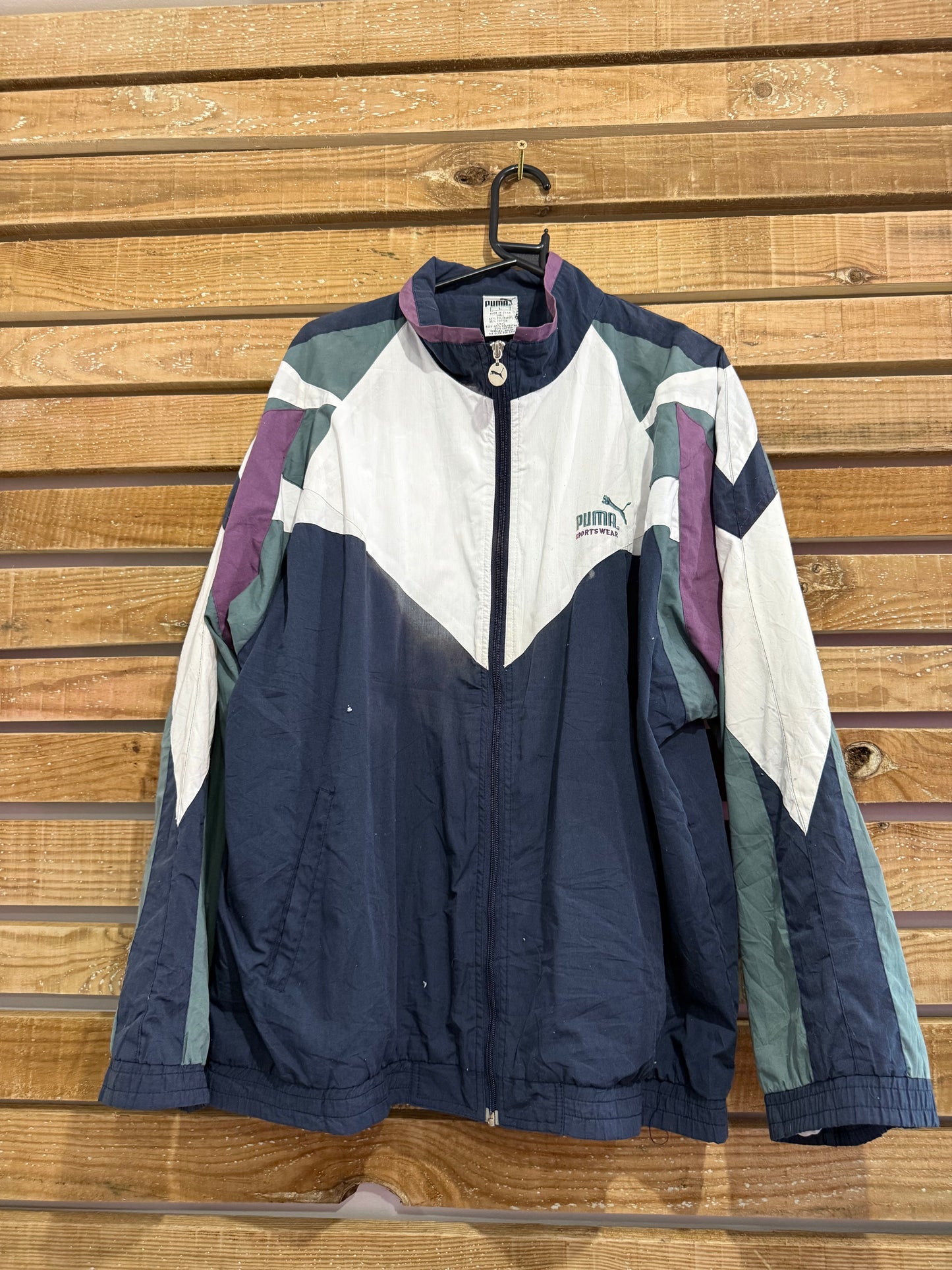 Vintage 80s Puma zip up windbreaker/ shell track jacket. Size Large. Festival.