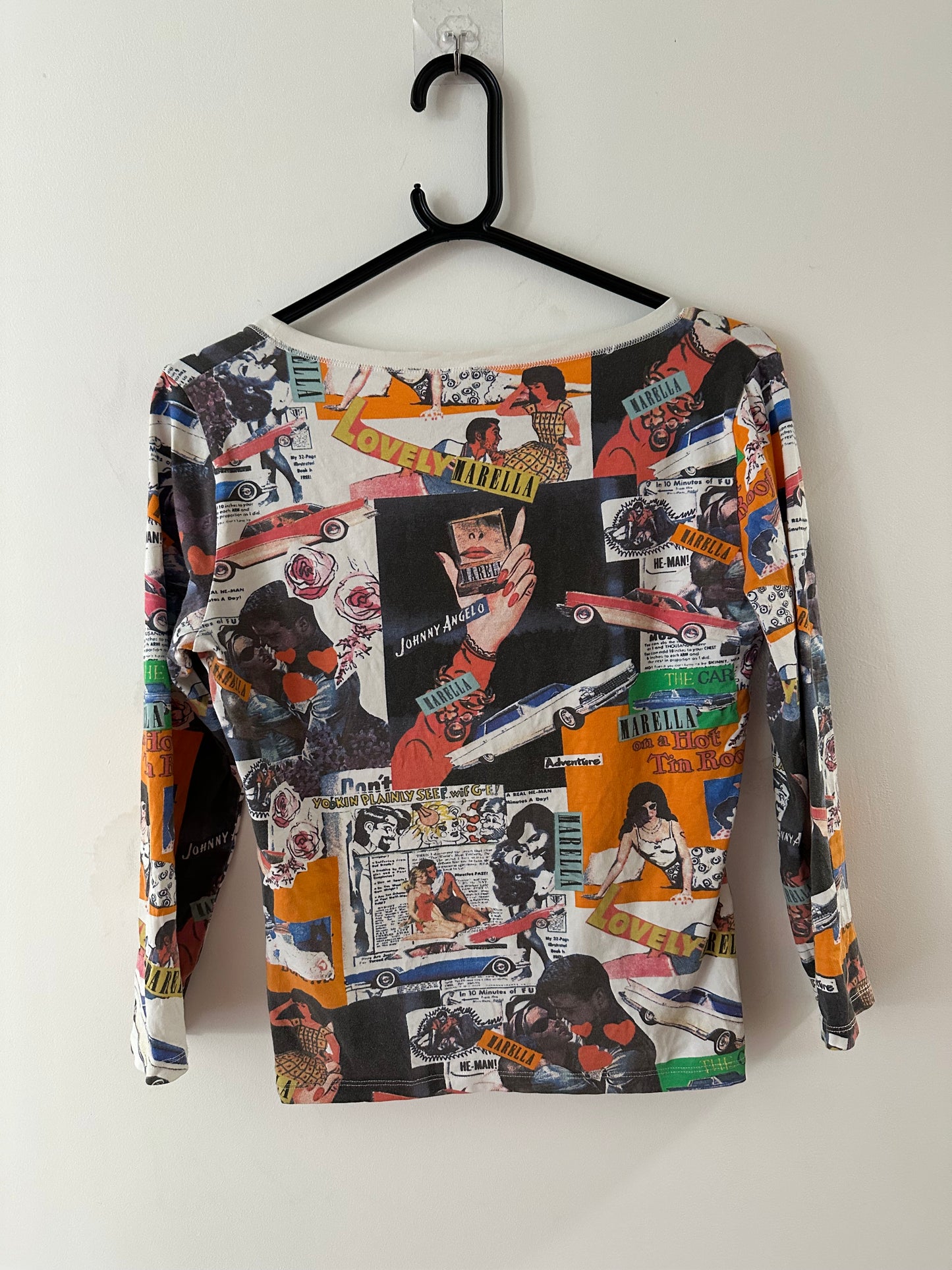 Vintage Y2K magazine print/ pop art long sleeved t-shirt. Size large.