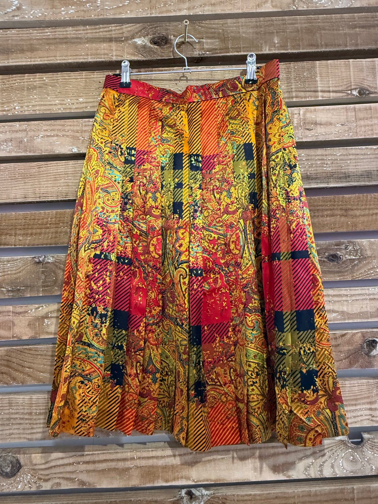 Vintage 80s Louis Feraud printed pattern silk skirt. Summer. Waist 28” size 8-10