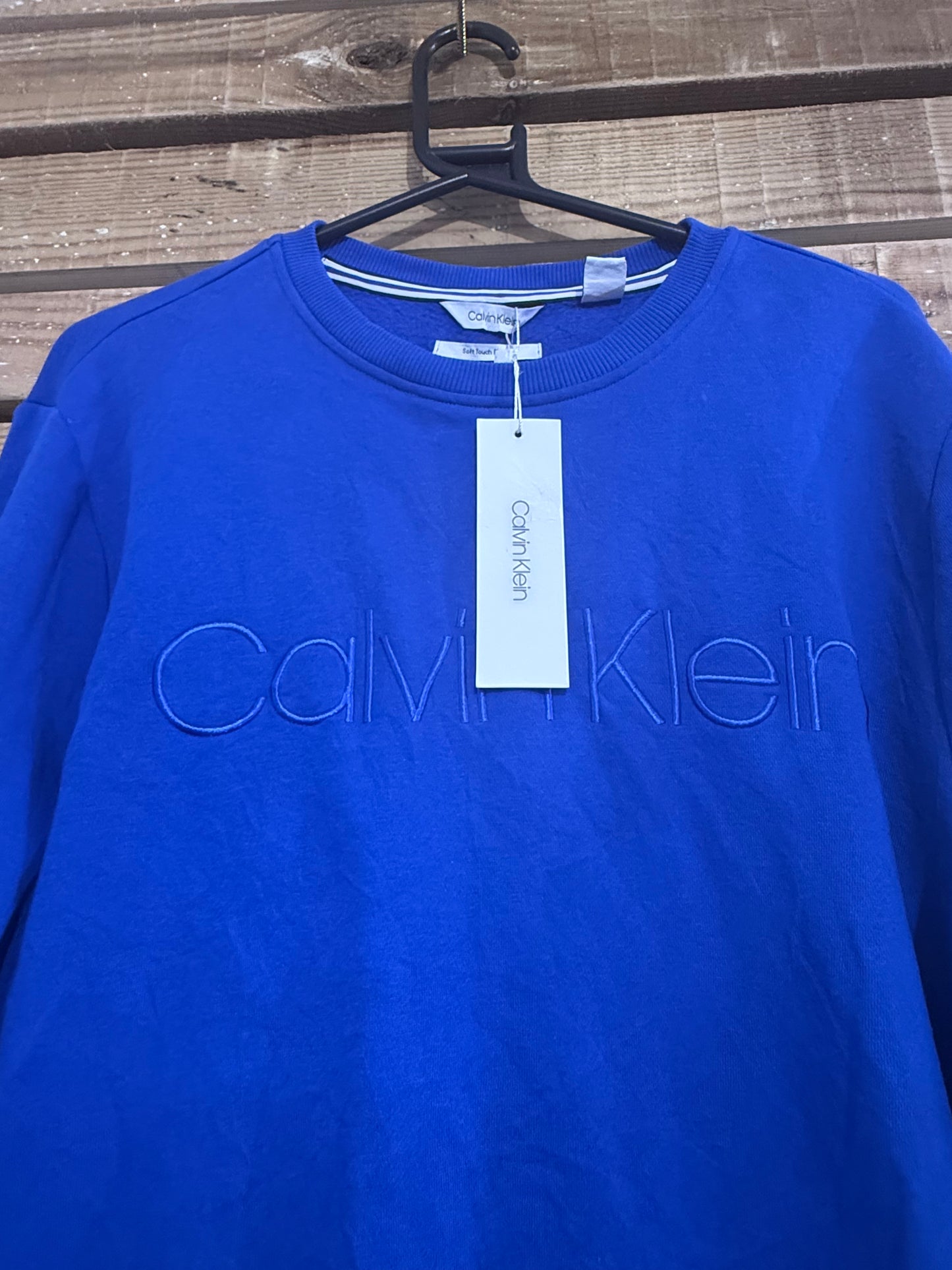 Vintage Y2K BNWT Calvin Klein blue sweater/ sweatshirt. Size medium.