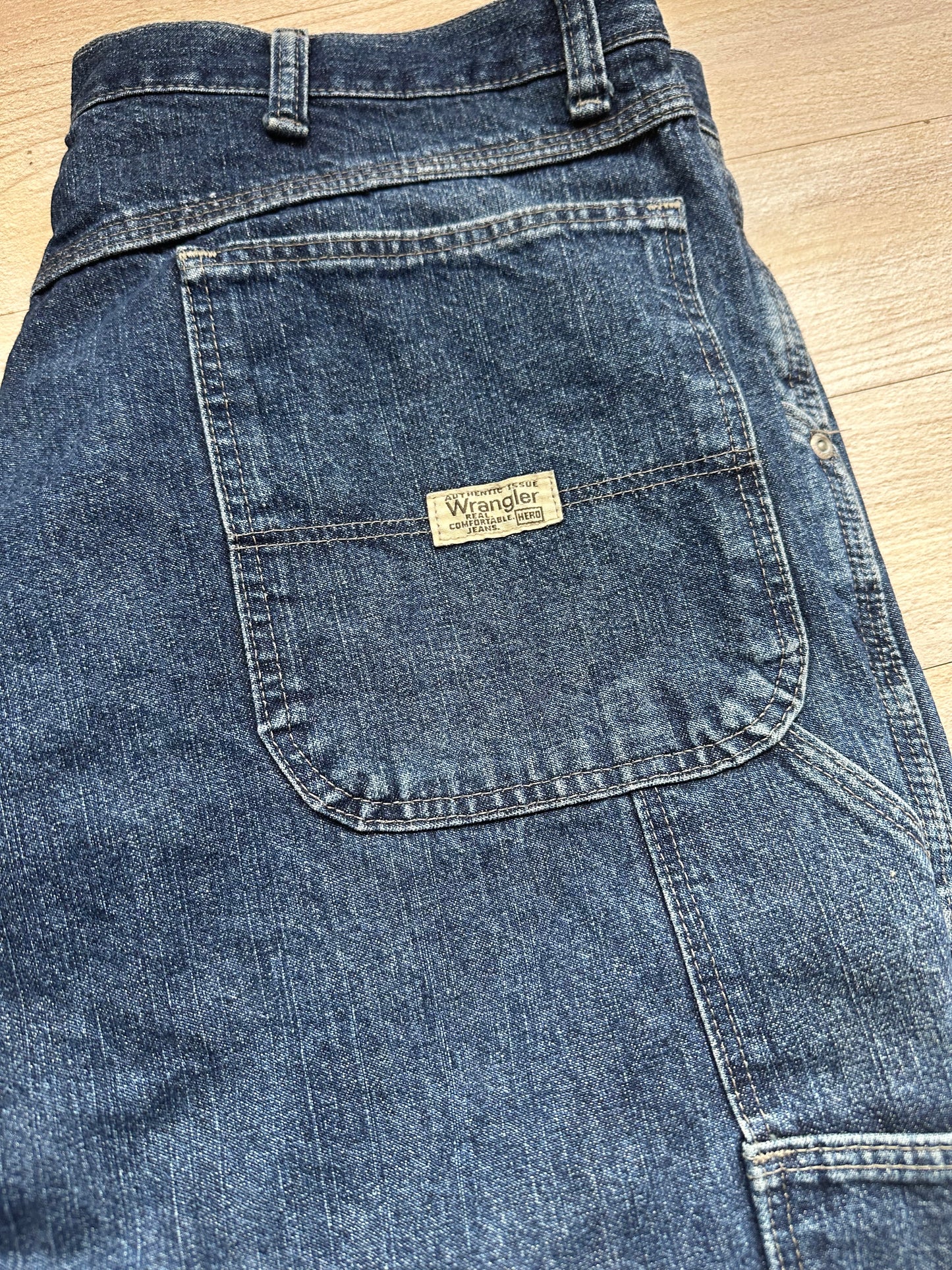 Vintage 90s wrangler carpenter blue denim jeans. Baggy/ skater. Waist 36”, leg 30”