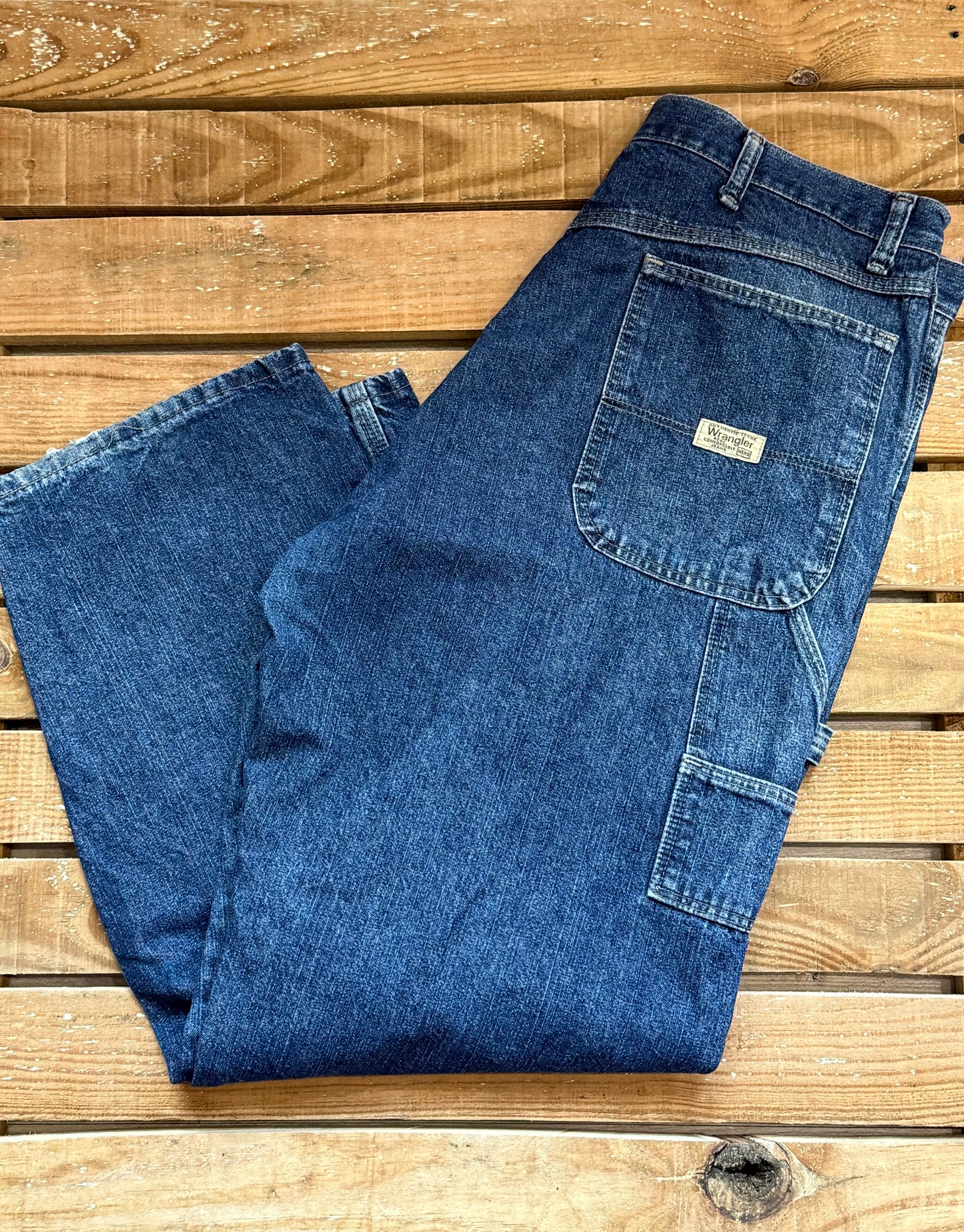 Vintage 90s wrangler carpenter blue denim jeans. Baggy/ skater. Waist 36”, leg 30”