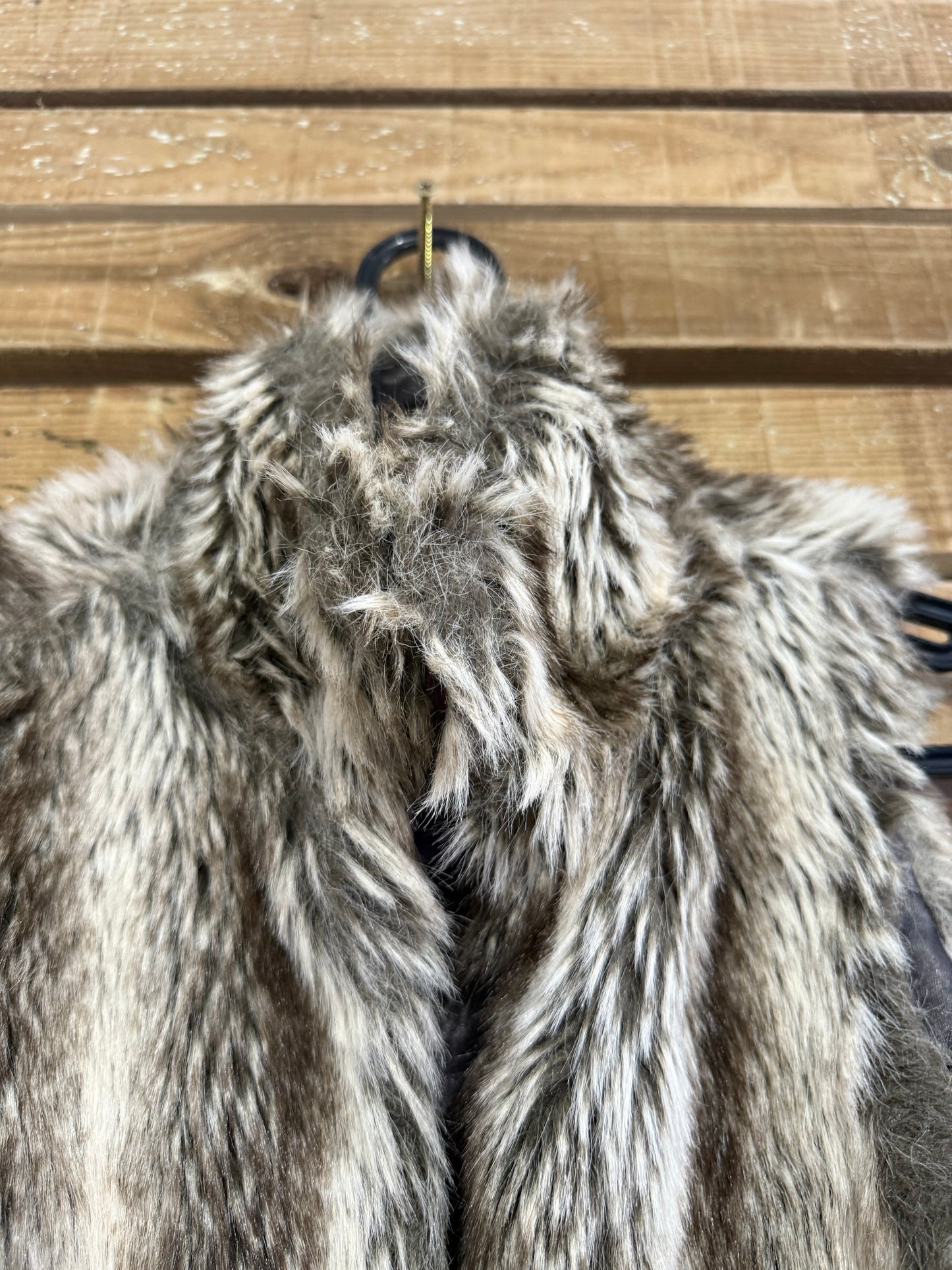 Vintage Y2K Faux Fur/ Fluffy Gilet/Sleeveless Jacket/ Gilet. Size 10. Festival.