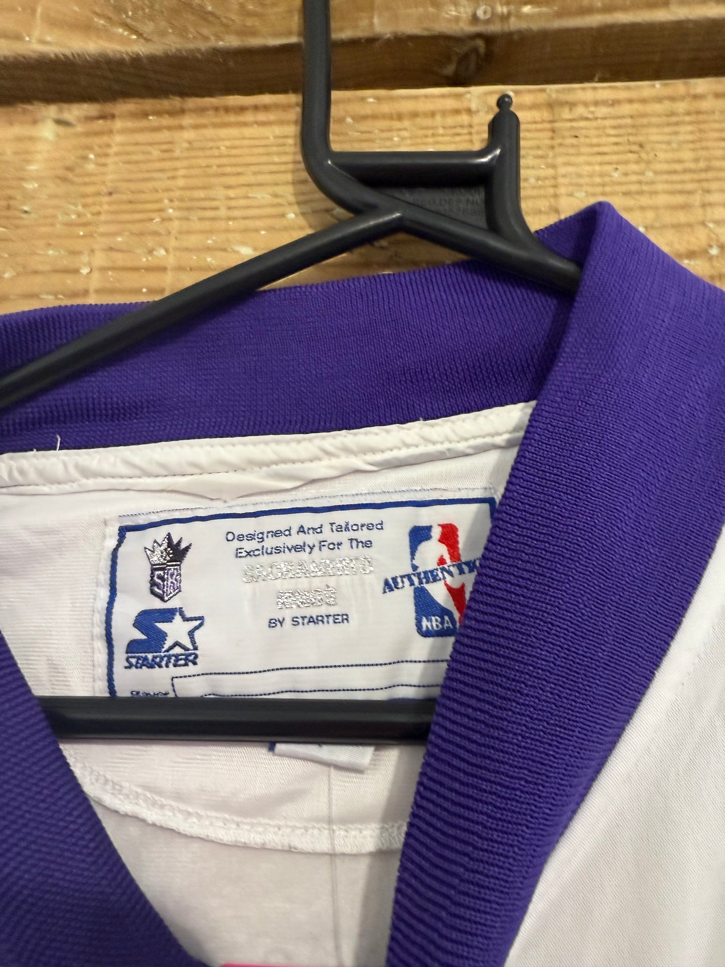 Vintage 90s NBA Sacramento Kings 90S Starter Jersey Warm Up. Size XL