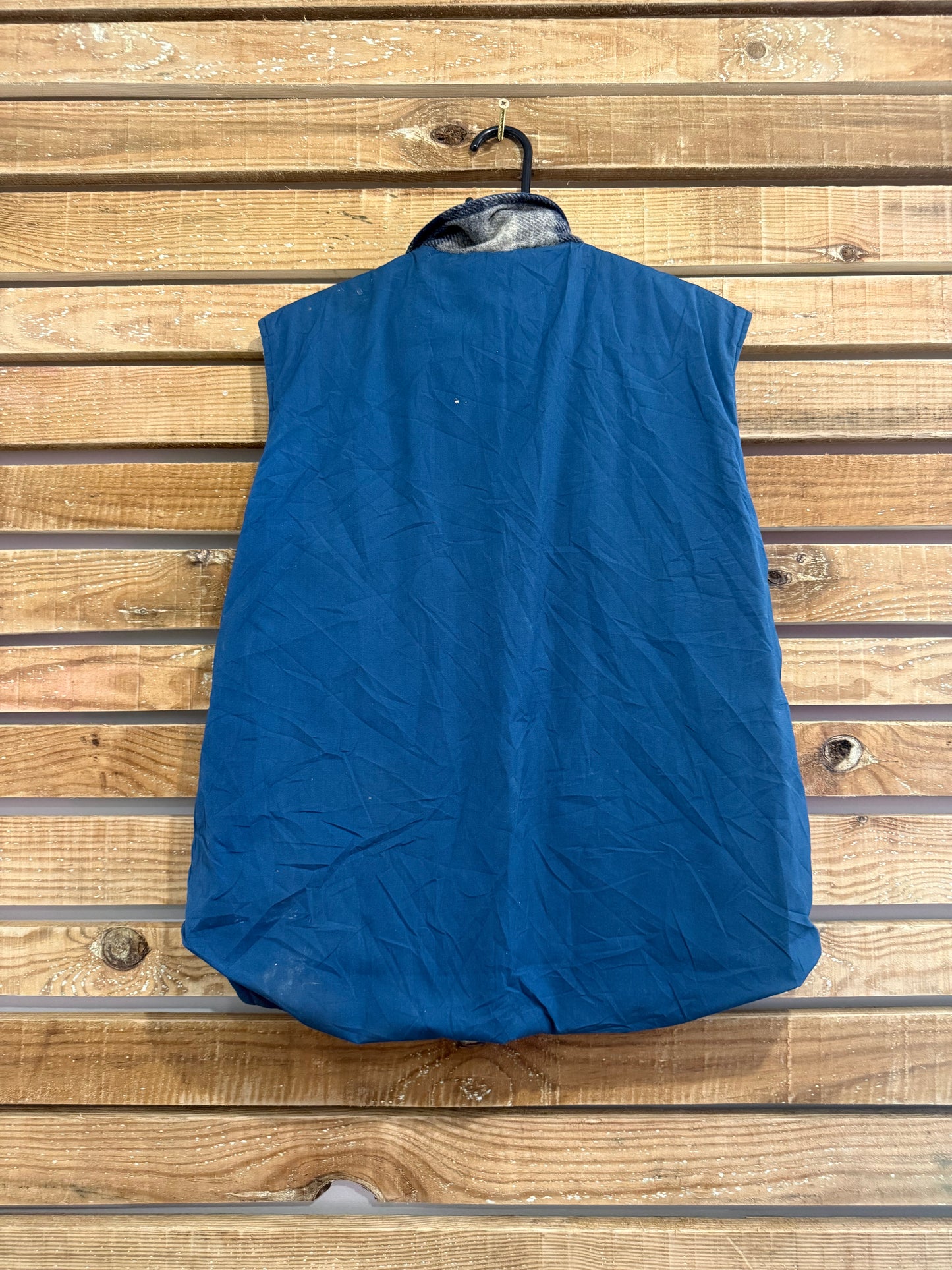 Vintage 80s Woolrich reversible checked wool/ waterproof gilet/ sleeveless jacket. Size Large. Workwear.