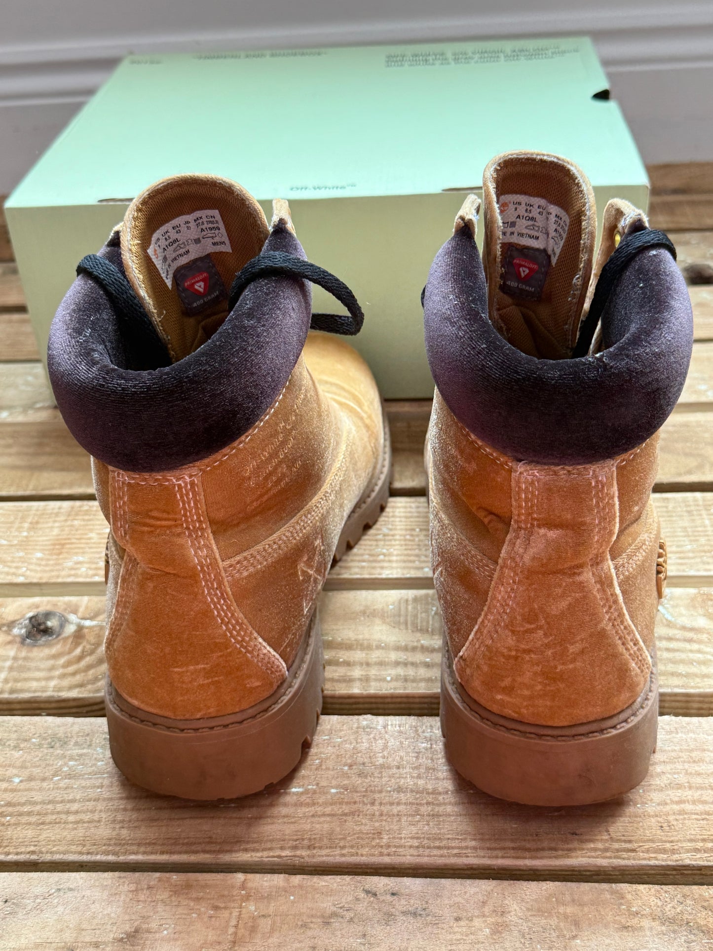 Off-White x Timberland Tan Boots UK 8.5. Box & labels included