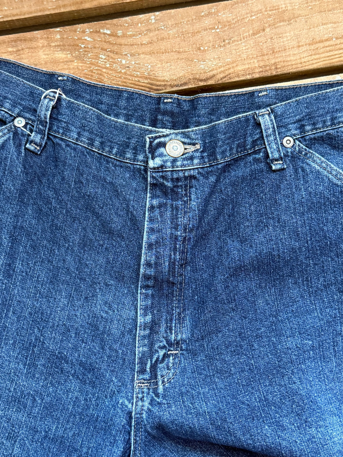 Vintage 90s wrangler carpenter blue denim jeans. Baggy/ skater. Waist 36”, leg 30”