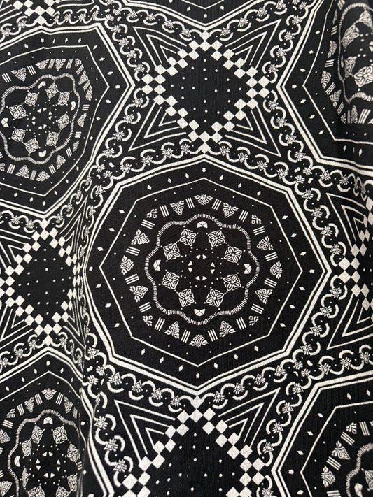 Adidas kaleidoscope print black & white sweater/ sweatshirt. Size UK8