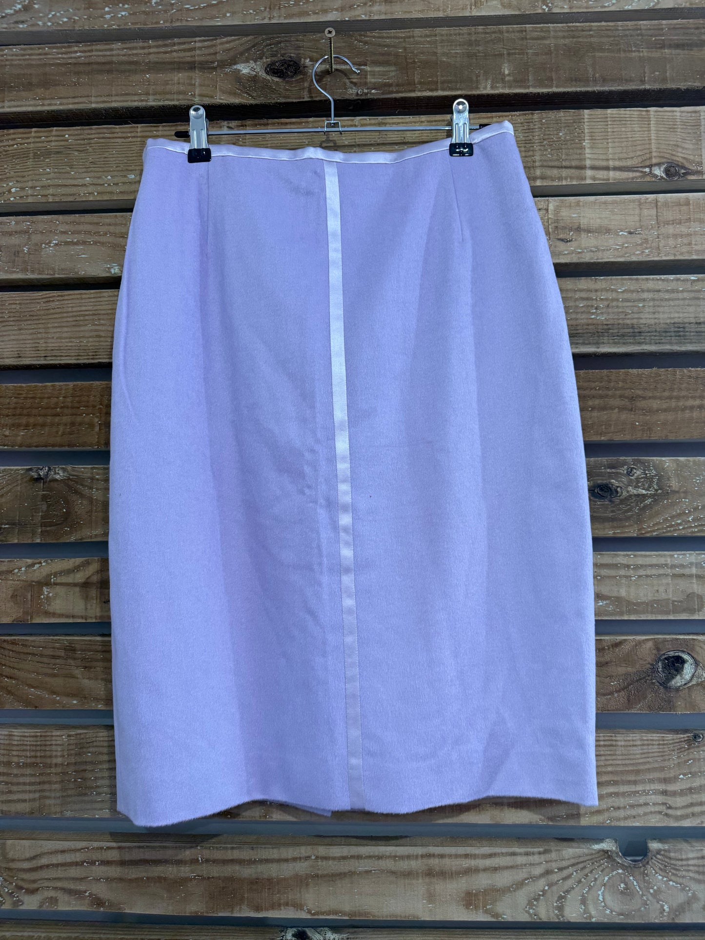 Vintage 80s Escada lilac skirt. Summer. Waist 31” size 10-12.