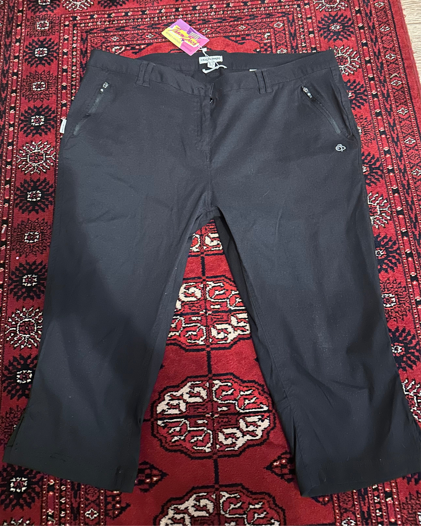 Vintage Y2K Craghoppers 3/4 length trousers. Capri’s. Black. Size 18. Hiking/ Outdoors