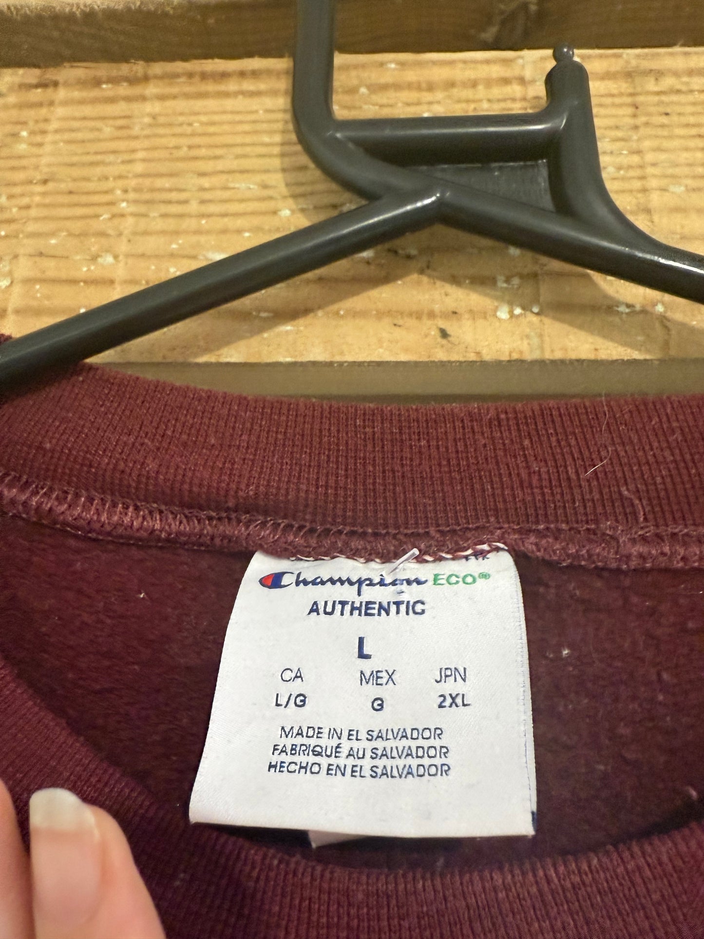 Vintage 90s Champion SIIT university spell-out sweater/ sweatshirt. USA. Size Large.
