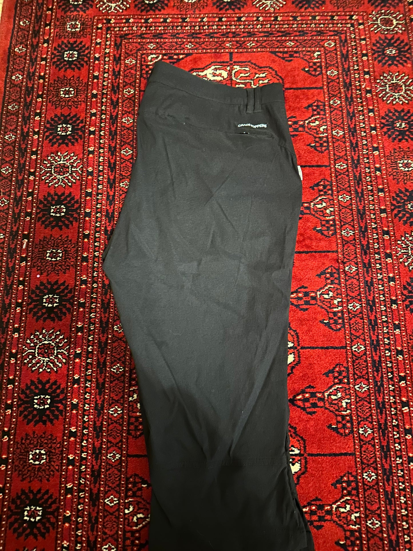 Vintage Y2K Craghoppers 3/4 length trousers. Capri’s. Black. Size 18. Hiking/ Outdoors