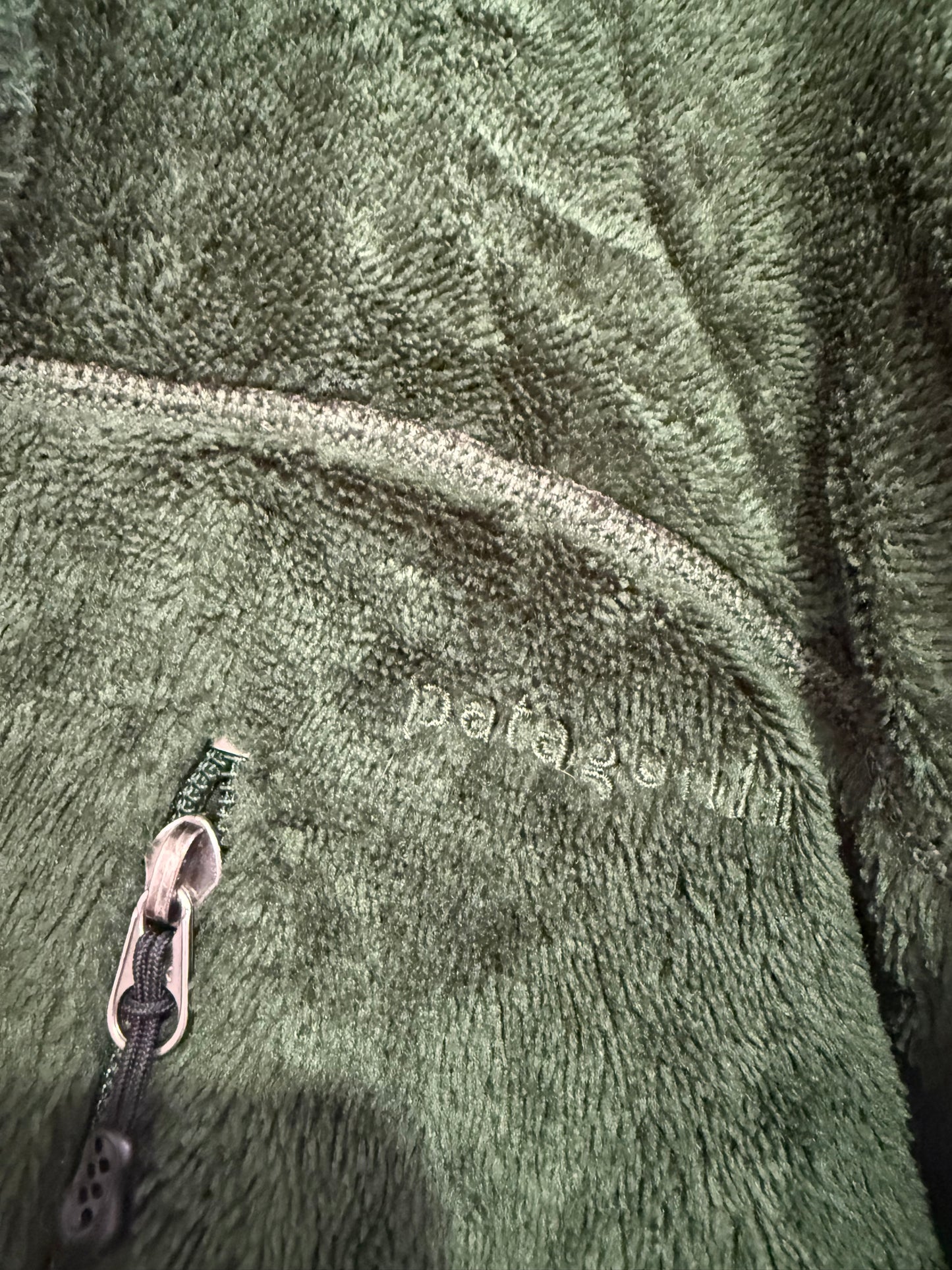 Vintage 90s Patagonia Fleece Jacket. Size Medium. Green.
