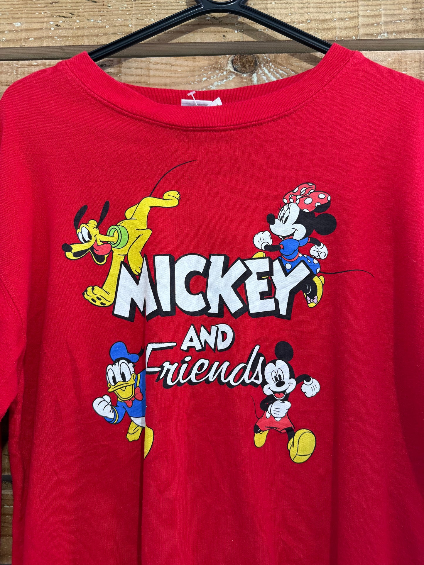 Vintage Y2K Disney Mickey Mouse sweater. USA. Size XL. Red.