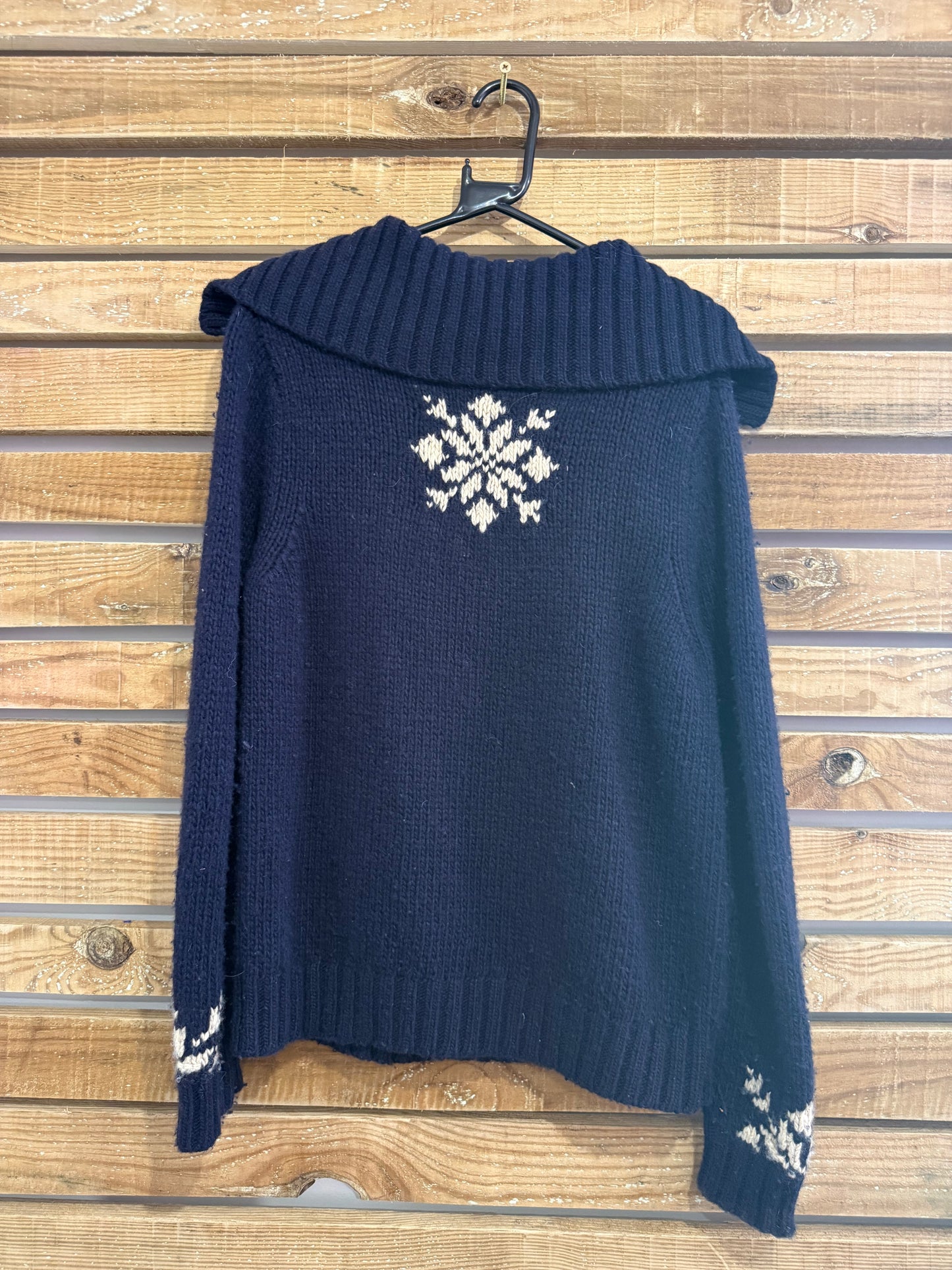 Vintage 90s Eddie Bauer snowflake collared knit jumper/ sweater. Size Large.