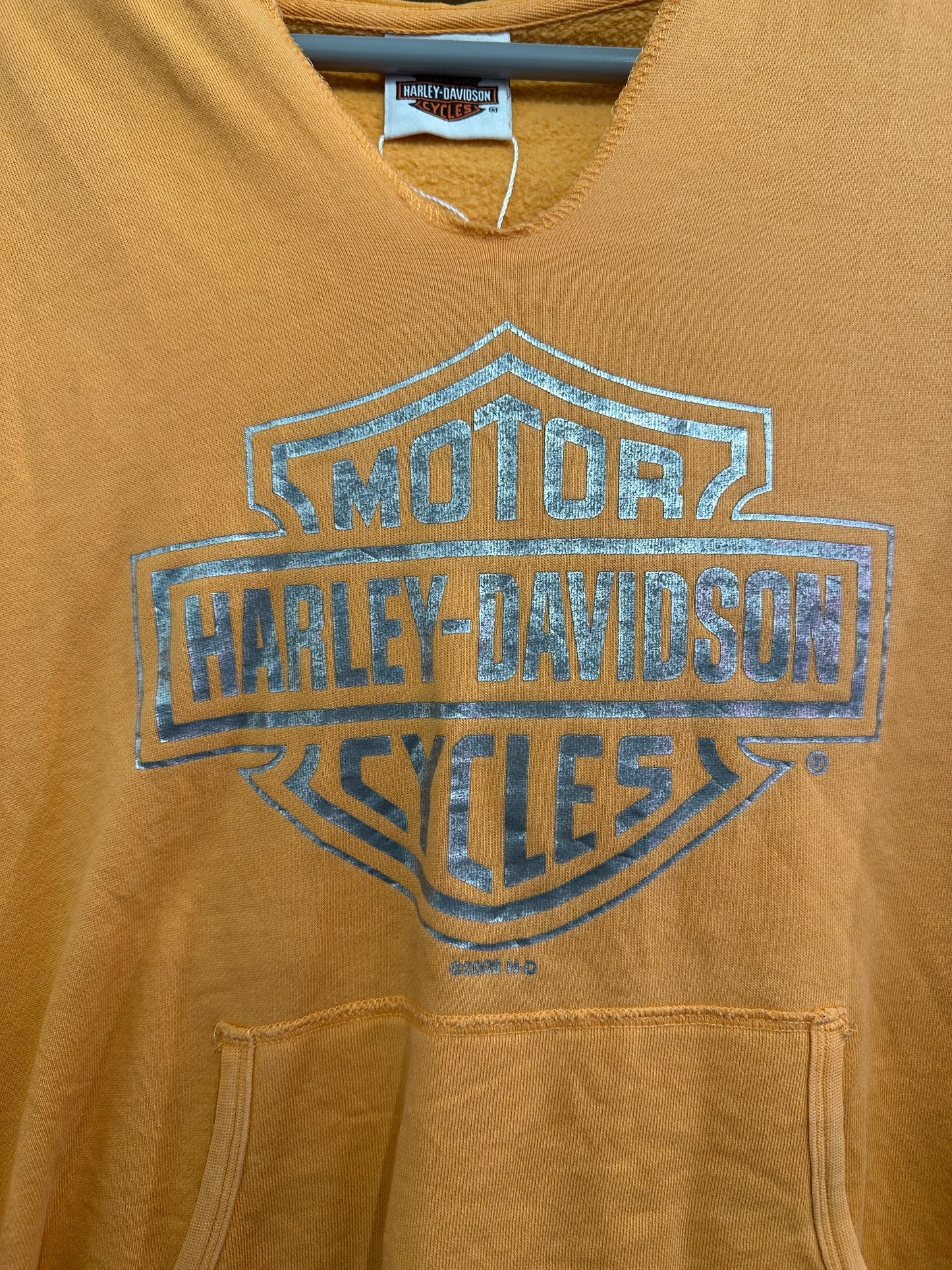 Vintage 90s Harley-Davidson motorbike Spell-out hoodie. Hooded sweater. Orange. Size Medium