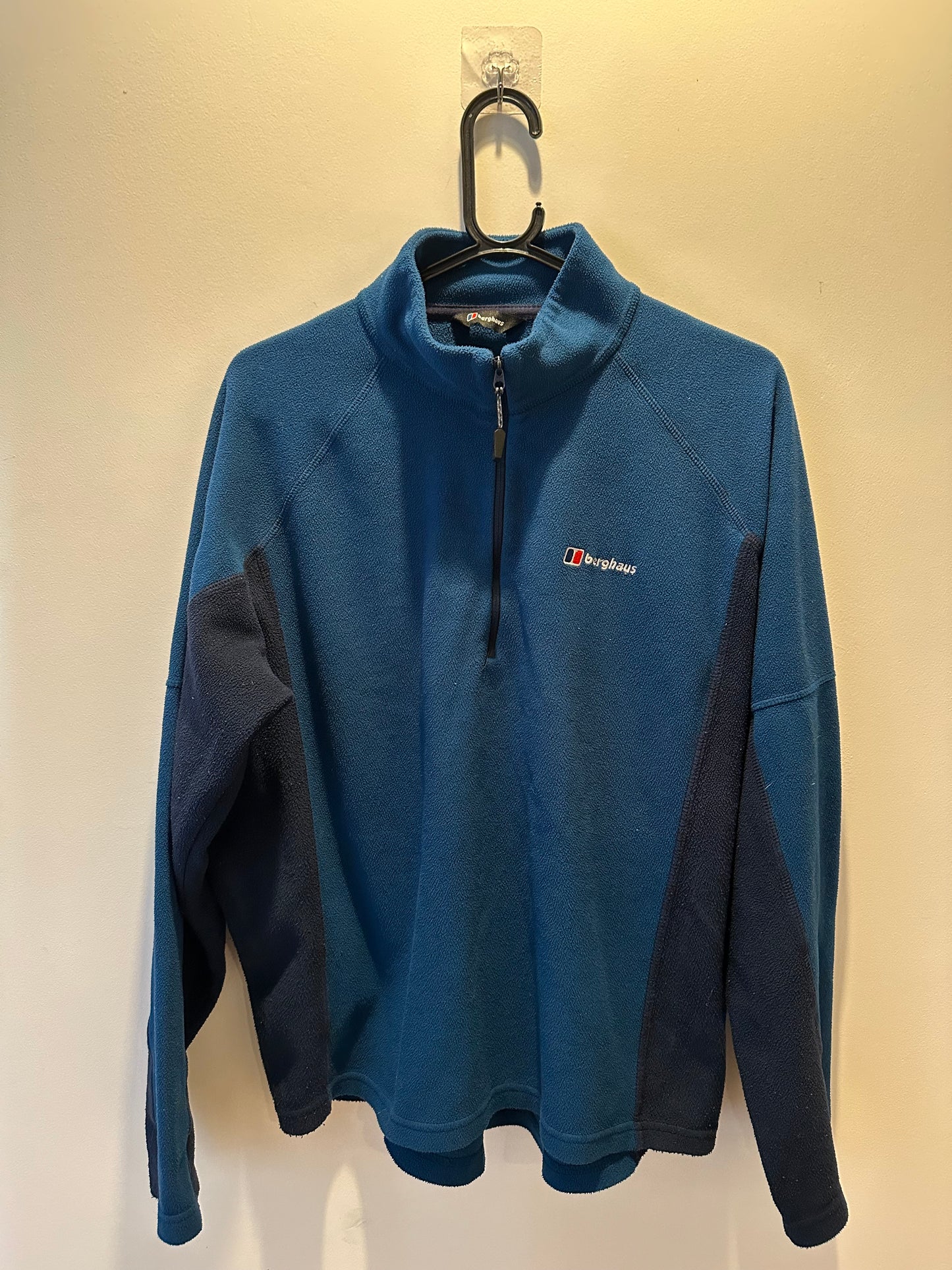 Vintage 90s Berghaus fleece. 1/4 zip up. Blue. Size XL.