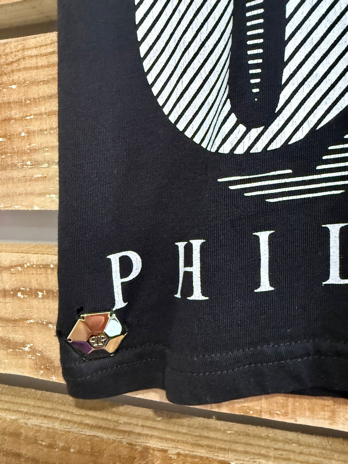 Phillip Plein skull print T-shirt. Metallic. Size XS