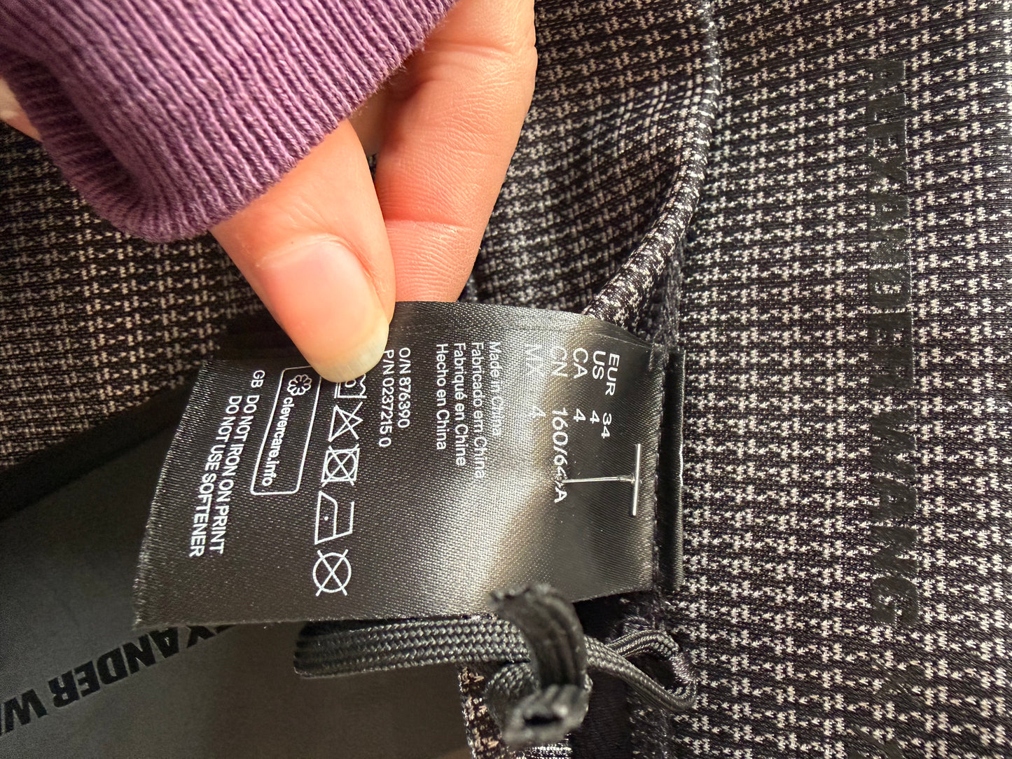 BNWT Alexander Wang x H&M leggings. Black. Size 8. Gym/ yoga/ rave.