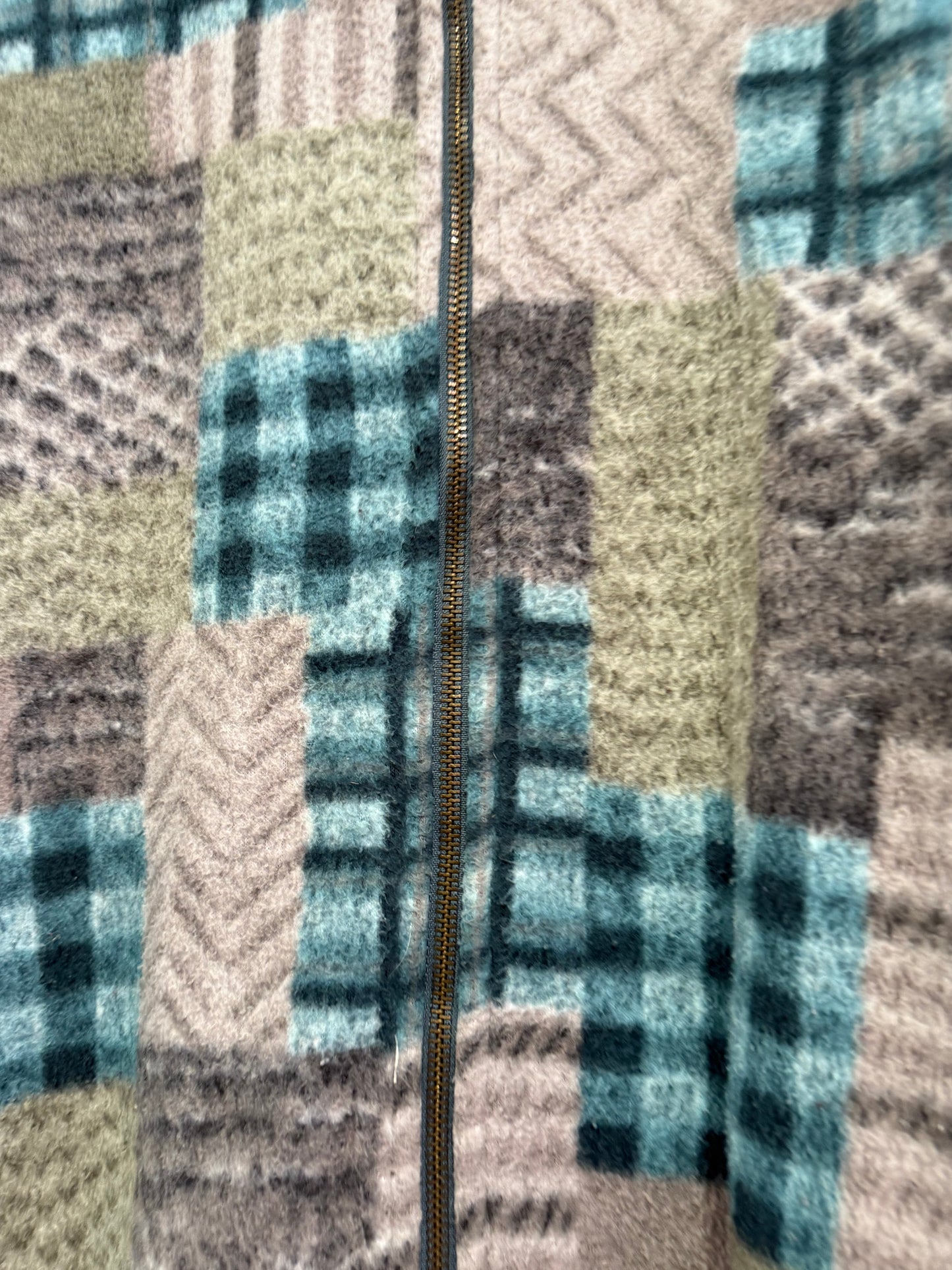 Vintage 90s patterned fleece. Zip up. Size Large. Festival/ winter.