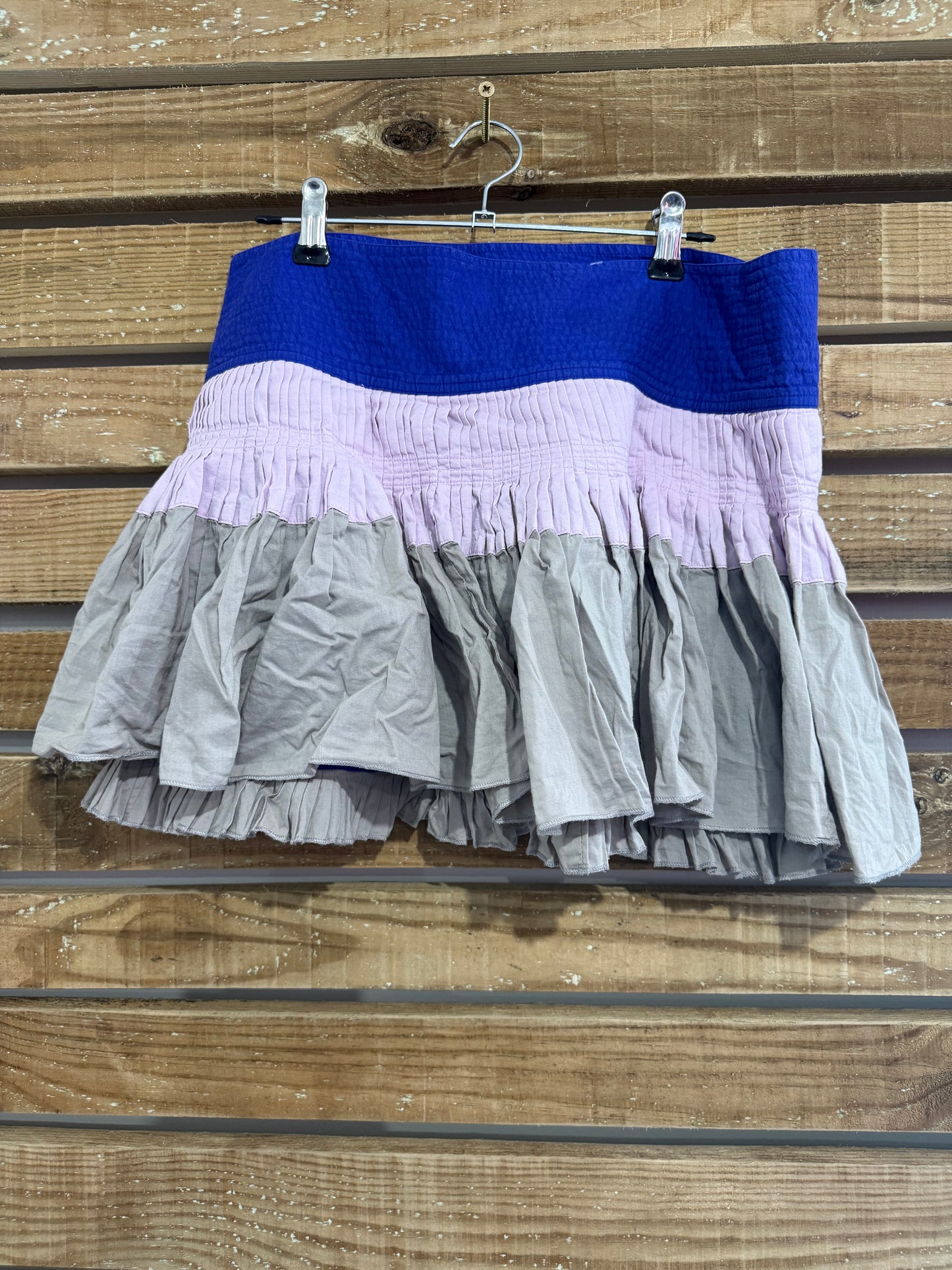 Vintage Y2K Pepe Jeans rara mini skirt. Size Large. 35” waist.