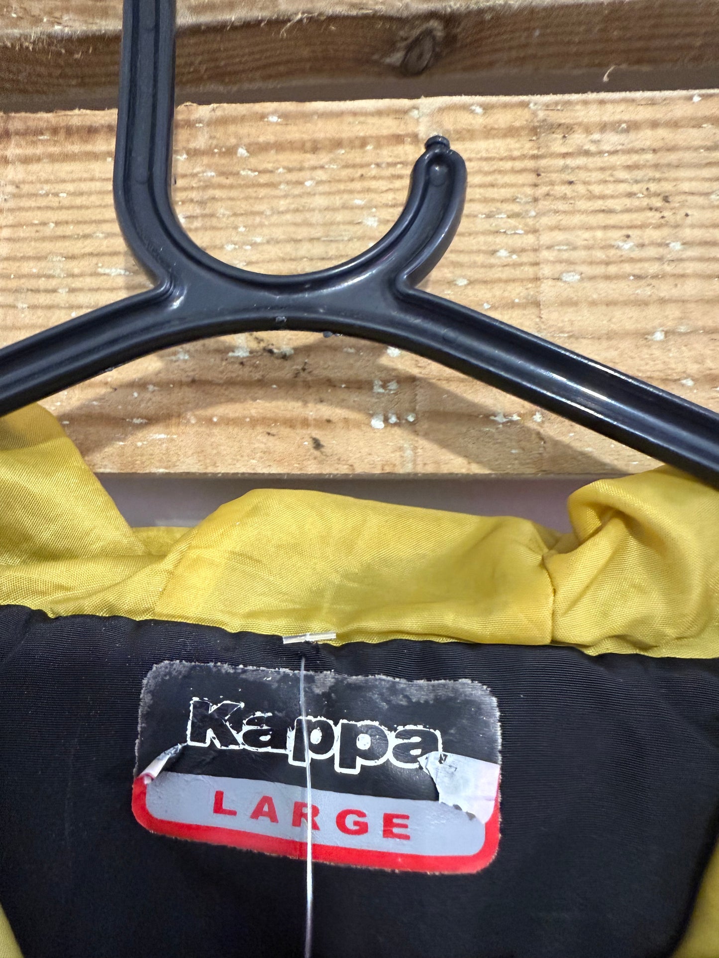 Vintage 90s Kappa zip up windbreaker/ shell jacket. Size Large. Festival.
