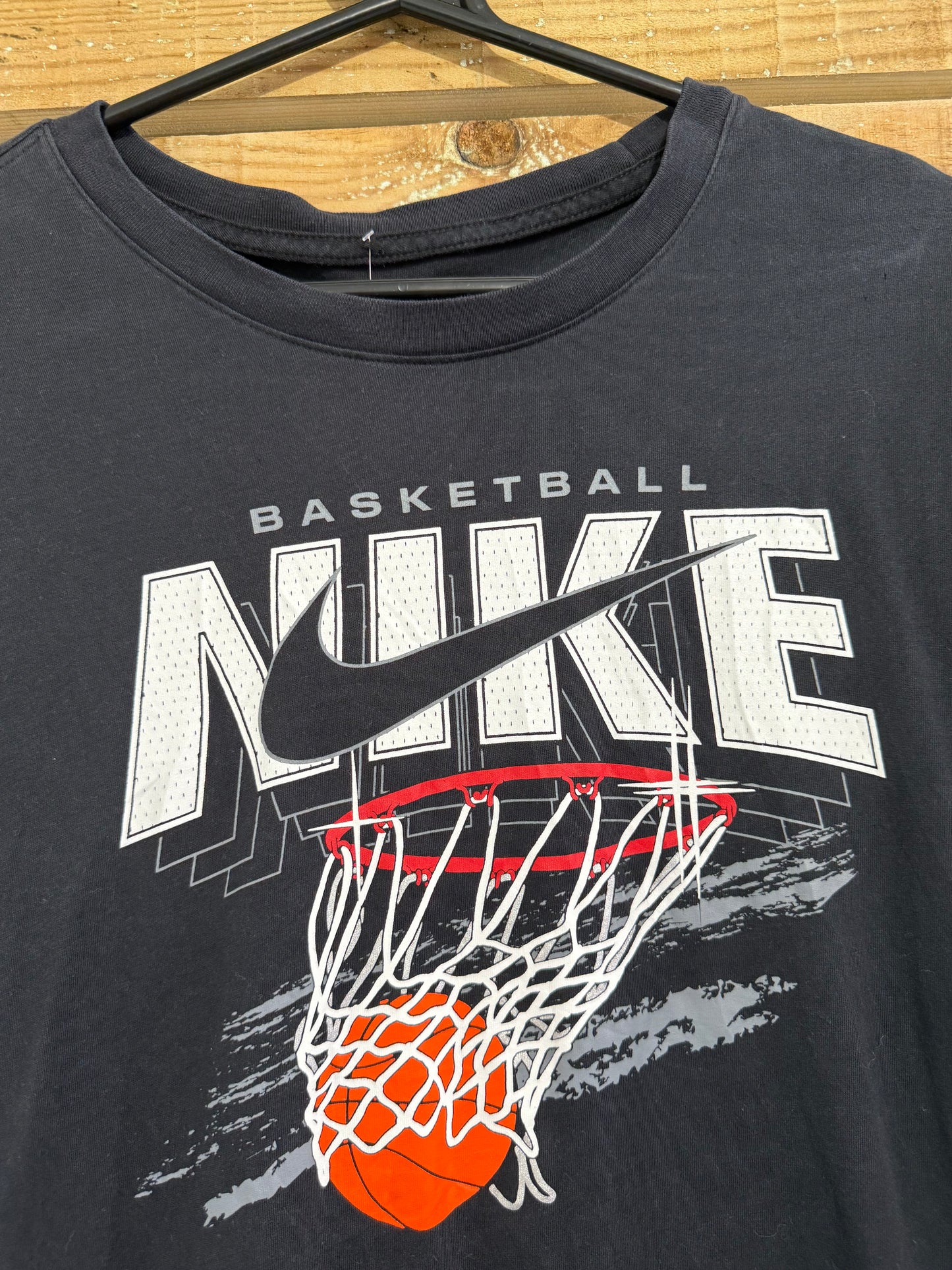 Vintage Y2K Nike Basketball USA American spell-out top/ t-shirt. Size Large.