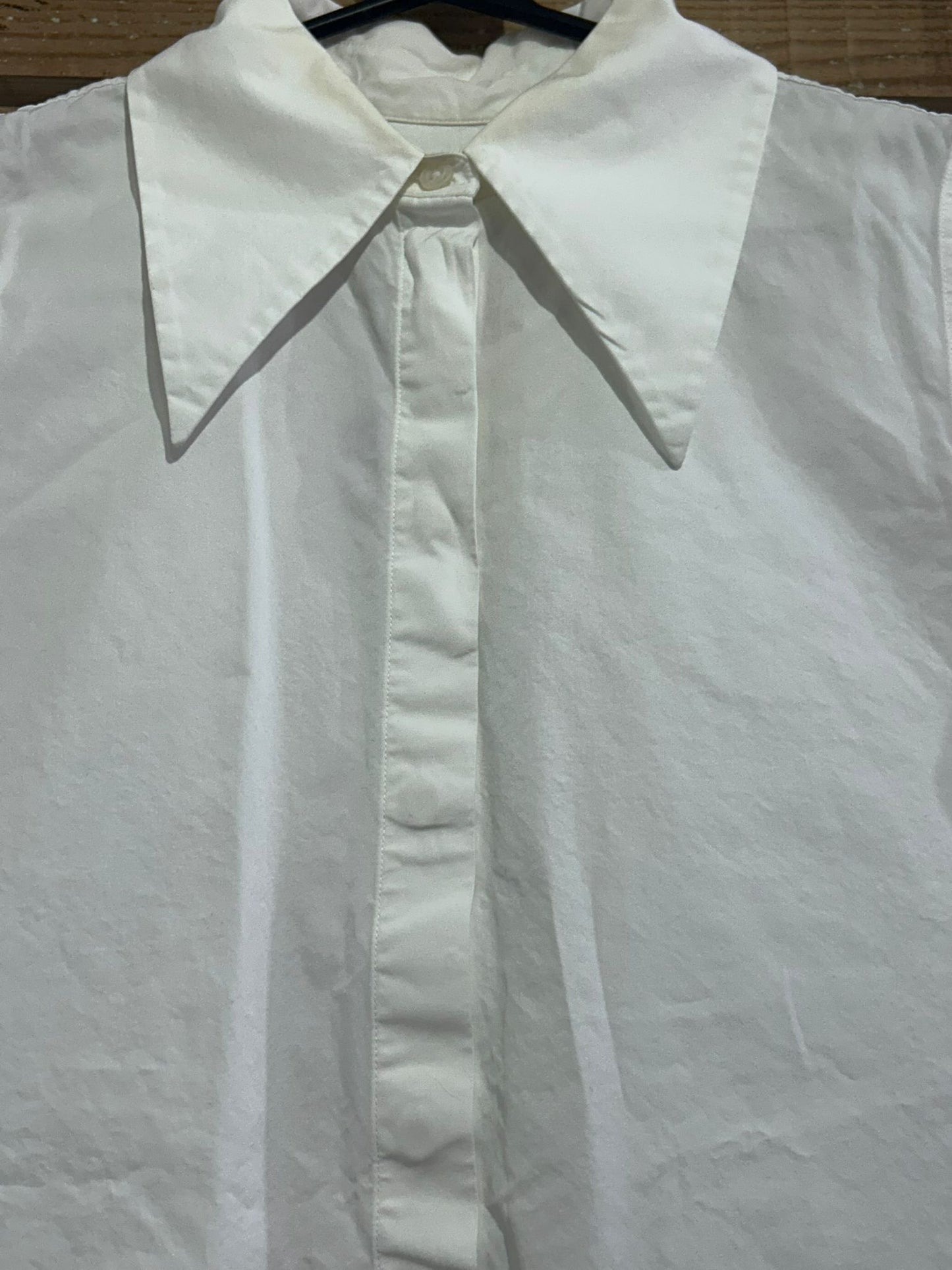 Jil Sander collared sleeveless white shirt/ blouse. Size 36.