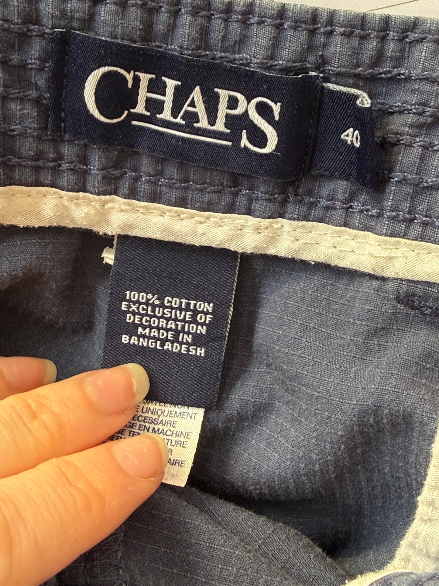 Vintage 90s Chaps-Ralph Lauren cargo cotton shorts. 40” waist. Blue. Golf/summer/holiday.