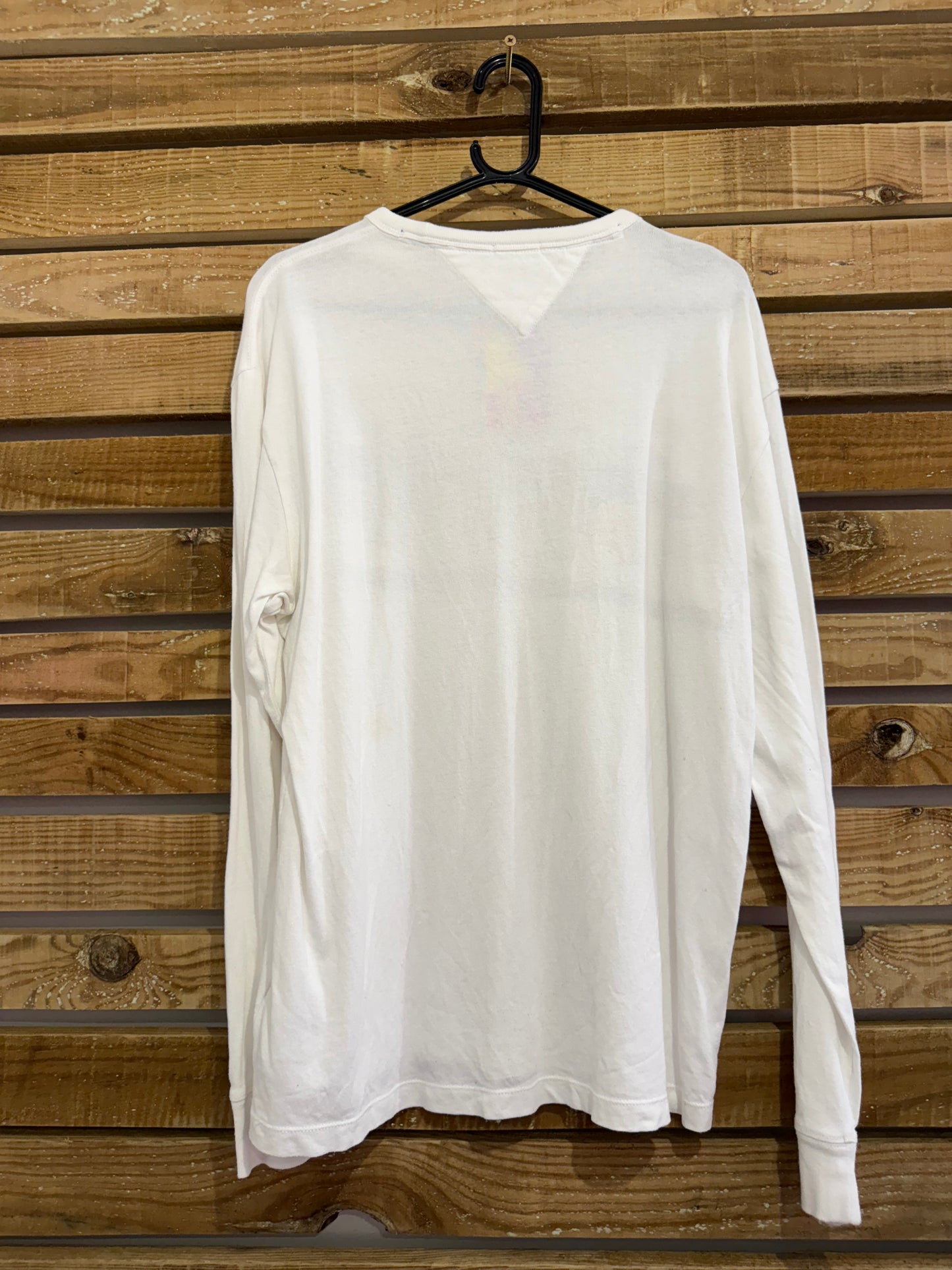 Vintage Y2K Tommy Hilfiger spell-out logo T-shirt. Size Large
