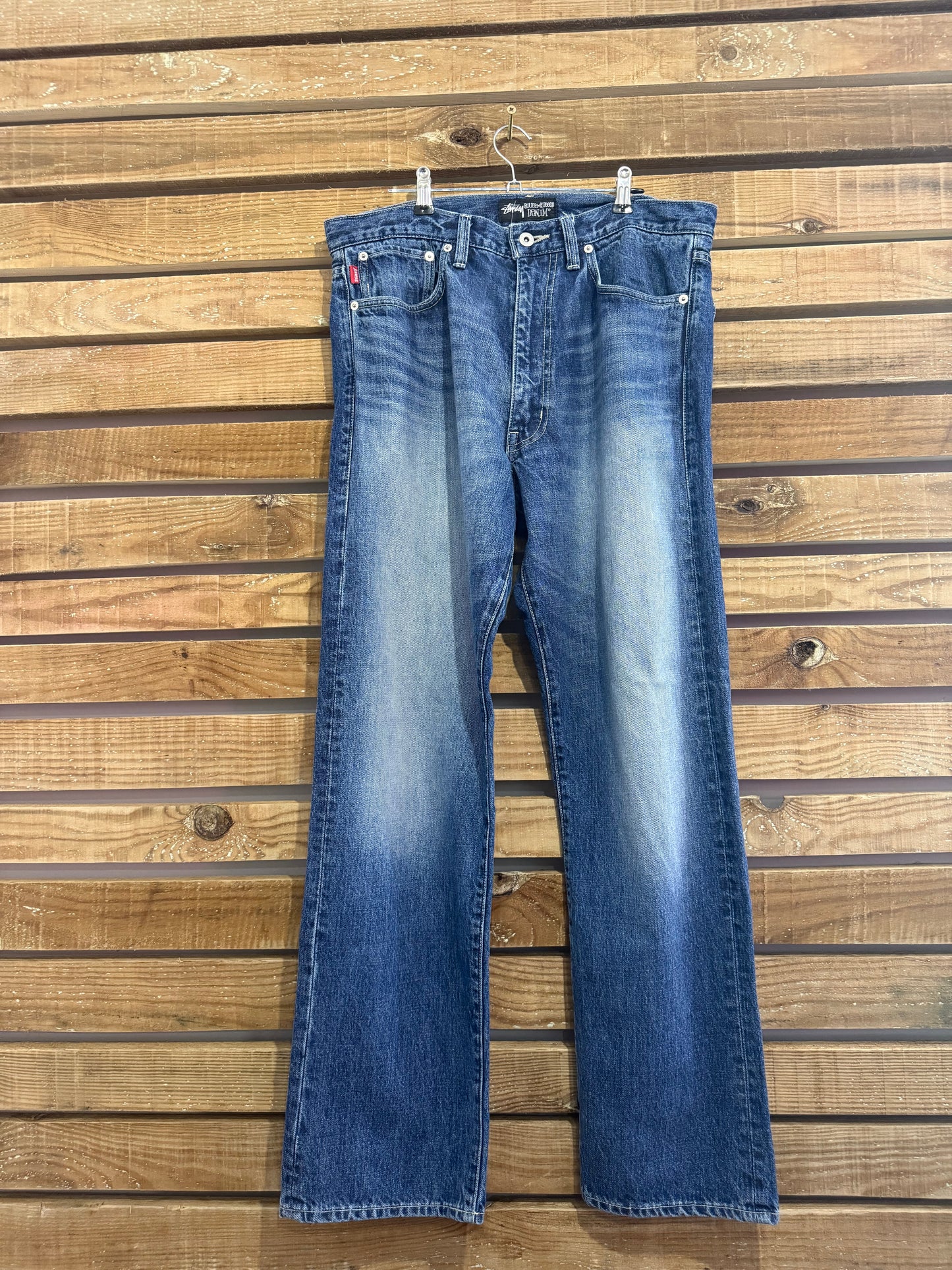 Vintage RARE Y2K Stüssy spell-out Jeans. Blue. 36” waist, 30” leg.