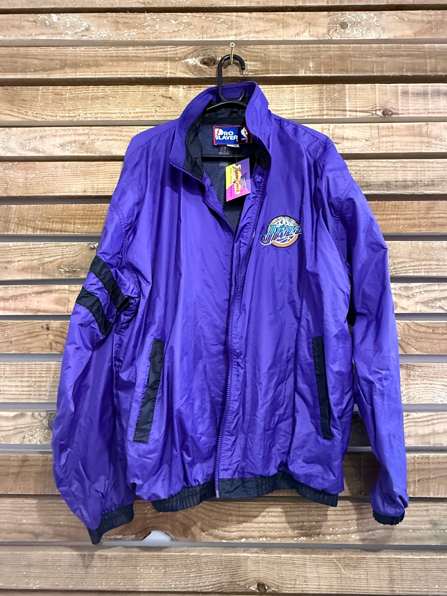 Vintage 90s NBA Pro Player Utah Jazz zip up windbreaker/ shell track jacket. Size XL.