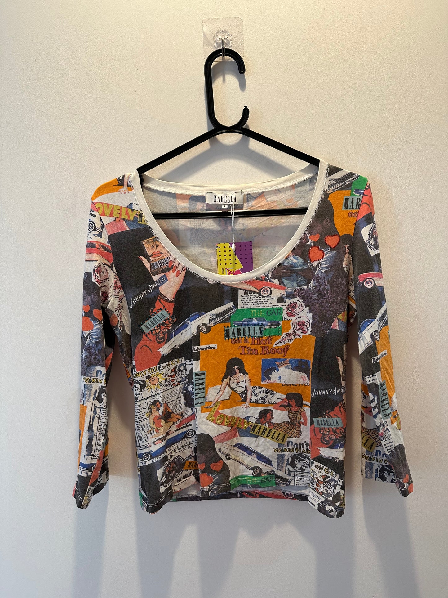Vintage Y2K magazine print/ pop art long sleeved t-shirt. Size large.