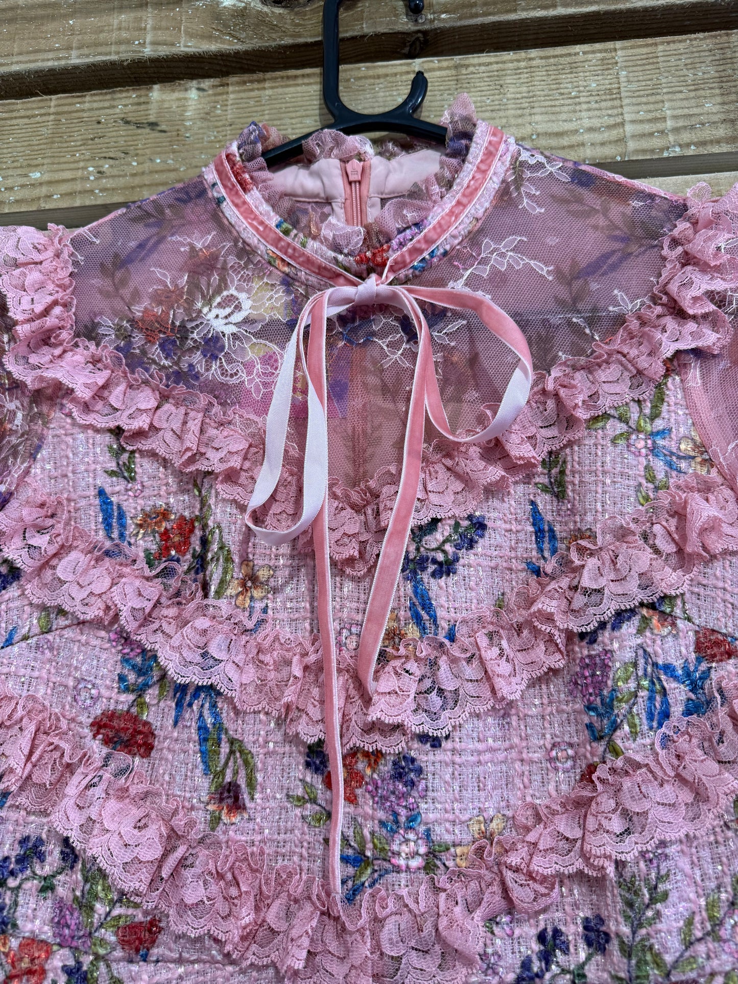 Vintage Y2K floral tweed dress. Pink. Size 8. Gossip girl vibes.